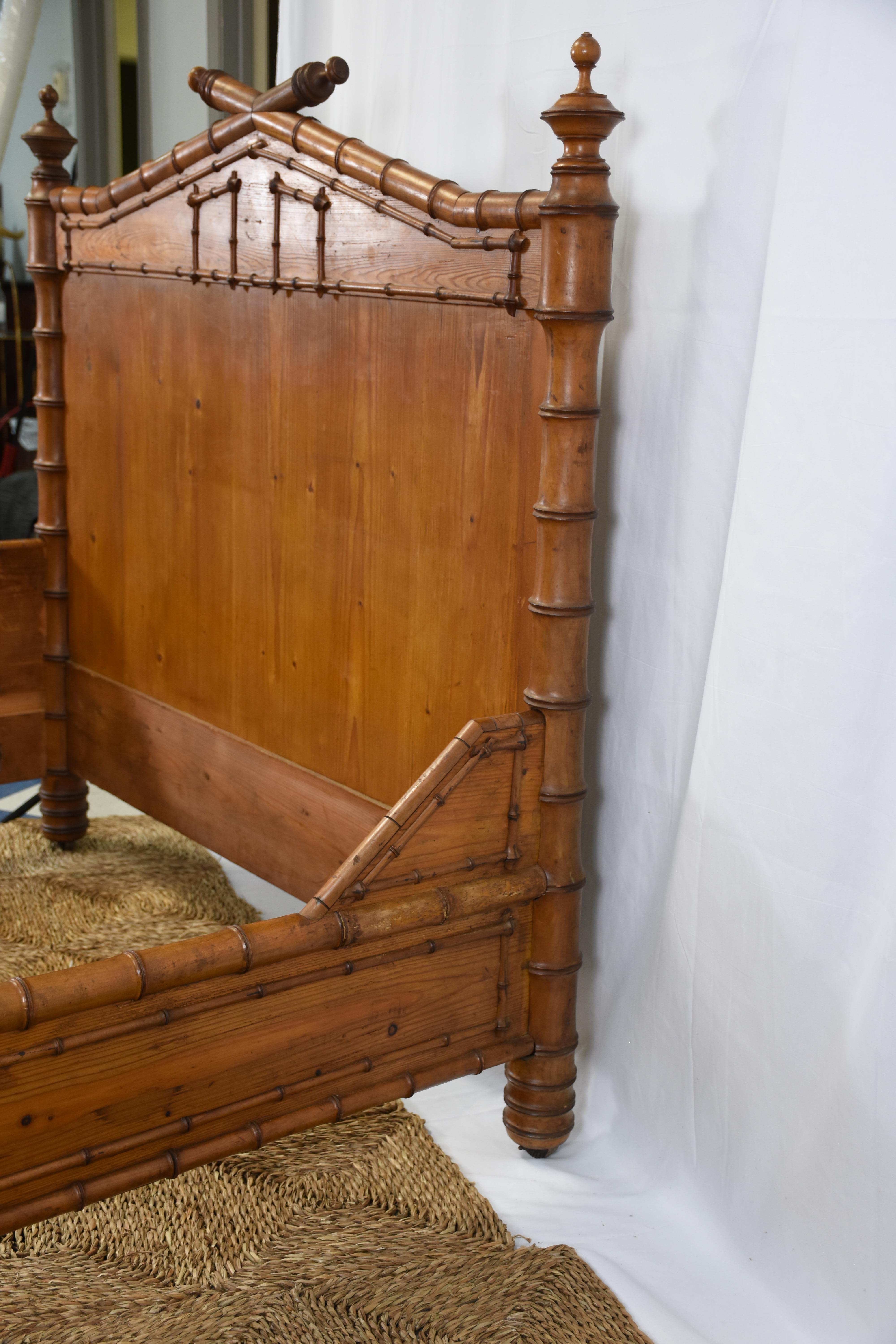 Français Lit en faux bambou de la fin du 19e siècle en vente