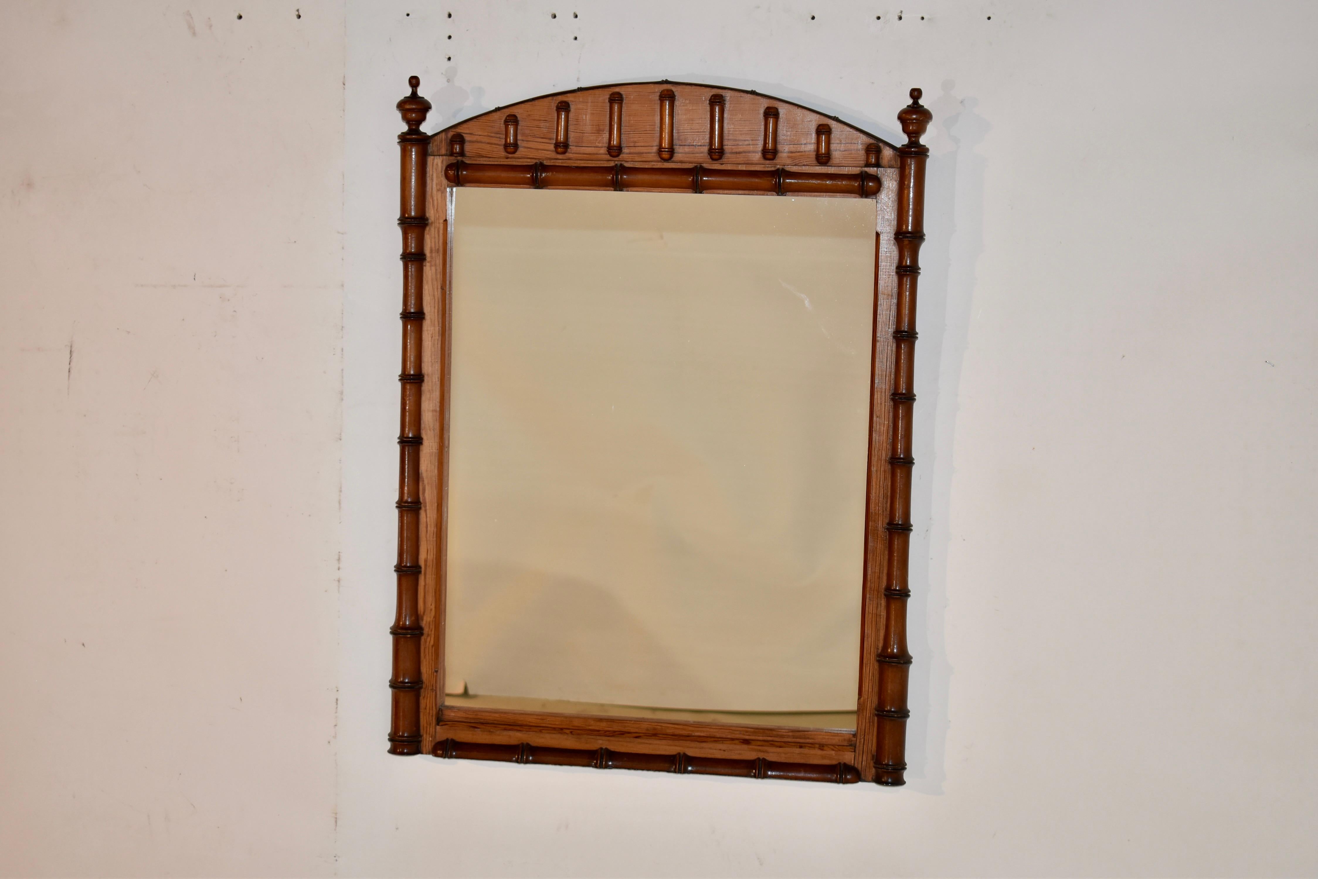 Art nouveau Miroir mural en faux bambou de la fin du 19e siècle en vente