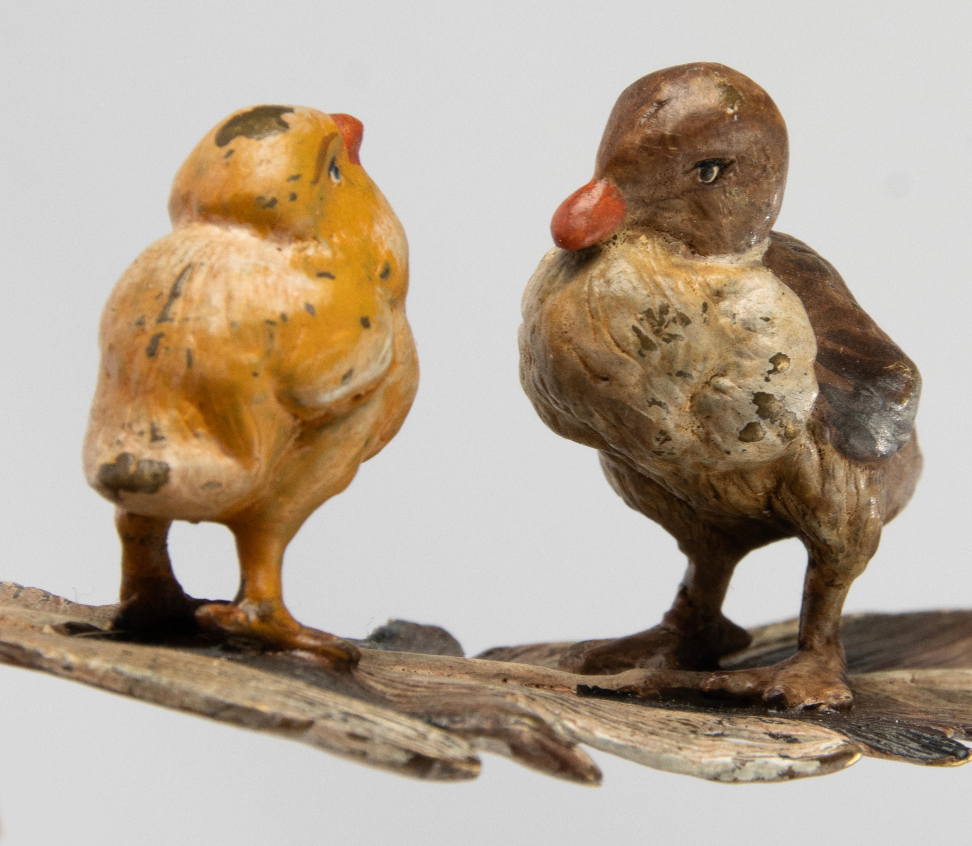Fin du 19e siècle Figurine - Vienna Bronze - Peint à froid - Oiseaux à la plume en vente 7