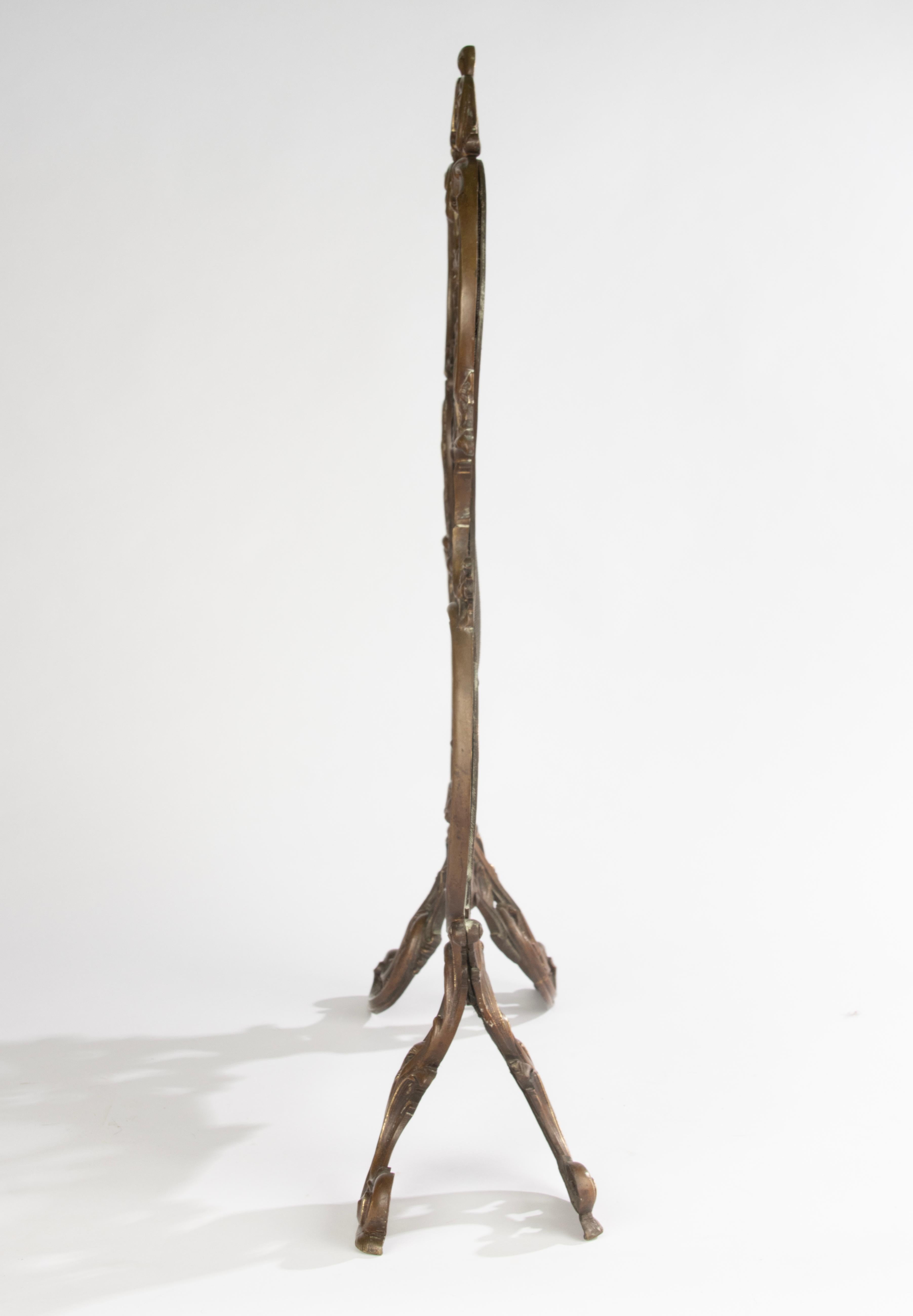 Kaminschirm aus dem späten 19. Jahrhundert - Bronze - Rokoko-Rankenwerk im Angebot 2