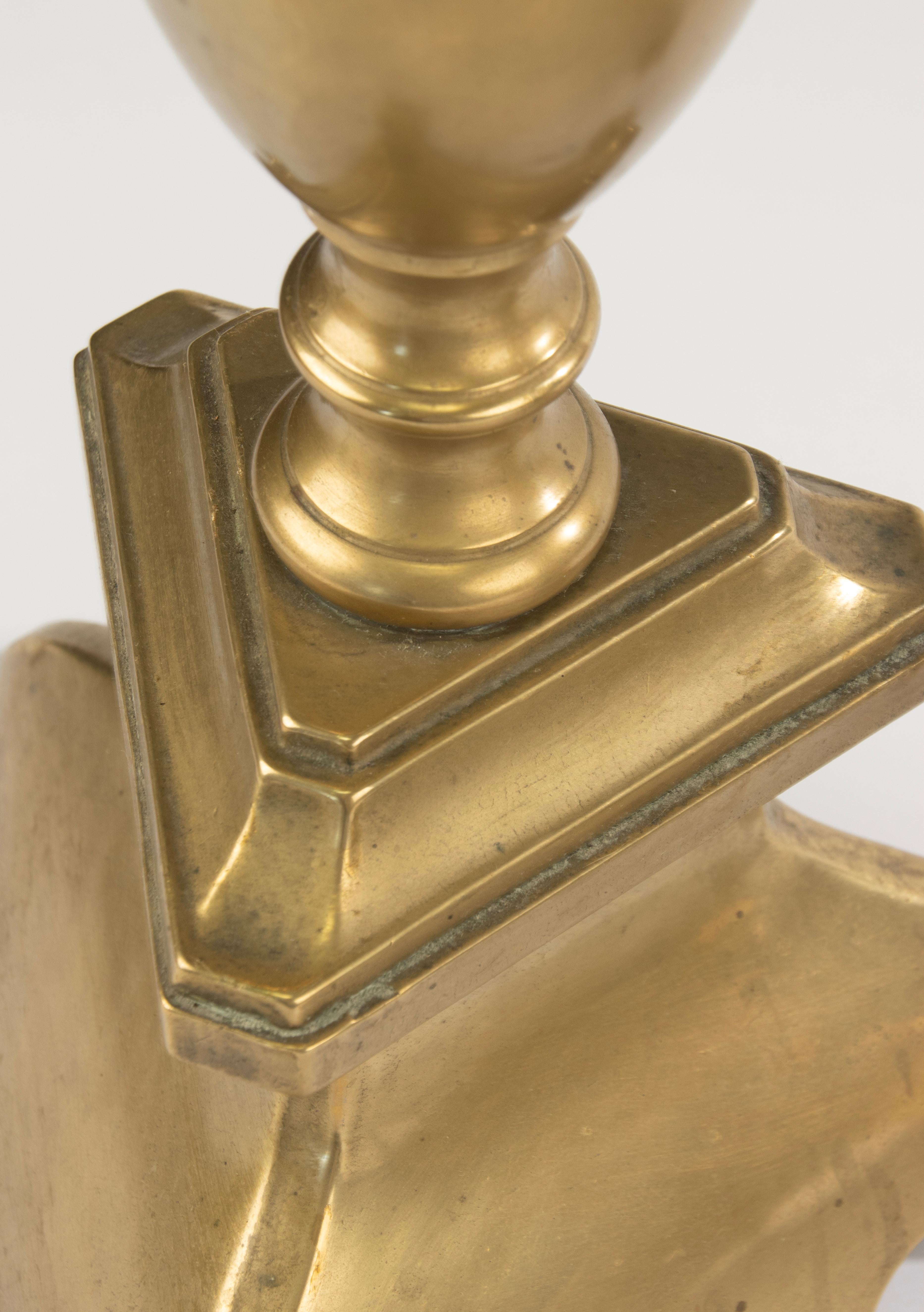 Candelieri da terra della fine del XIX secolo - Stile Luigi XIII - Ottone - Altezza 100 cm in vendita 7