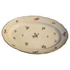 Plato ovalado floral de Meissen de finales del siglo XIX