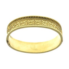 Late 19th Century Floral Motif Gold Bangle