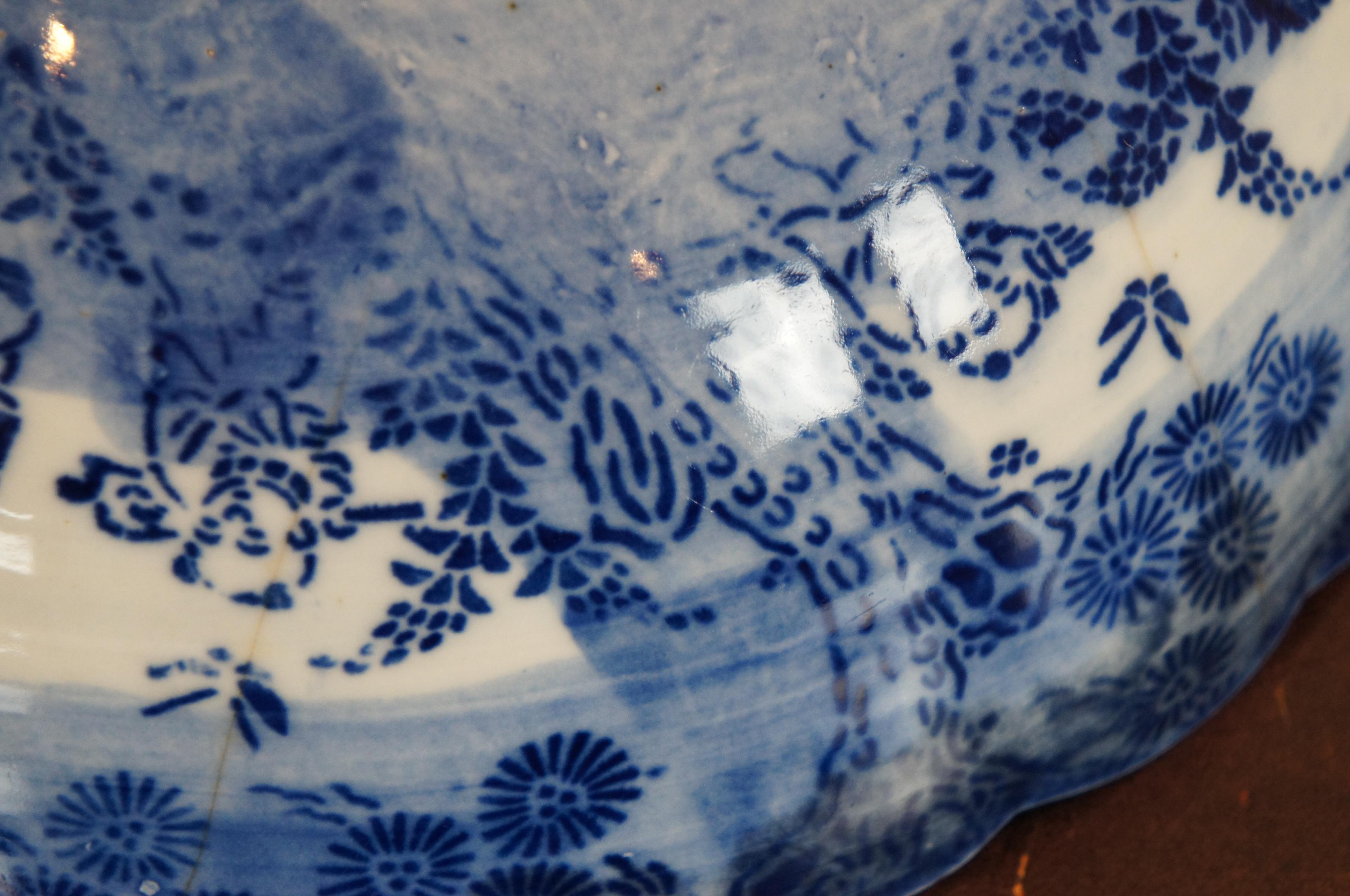 Chinoiserie Late 19th Century Flow Blue Chinese Bowl Figures Phoenix Scalloped Edge