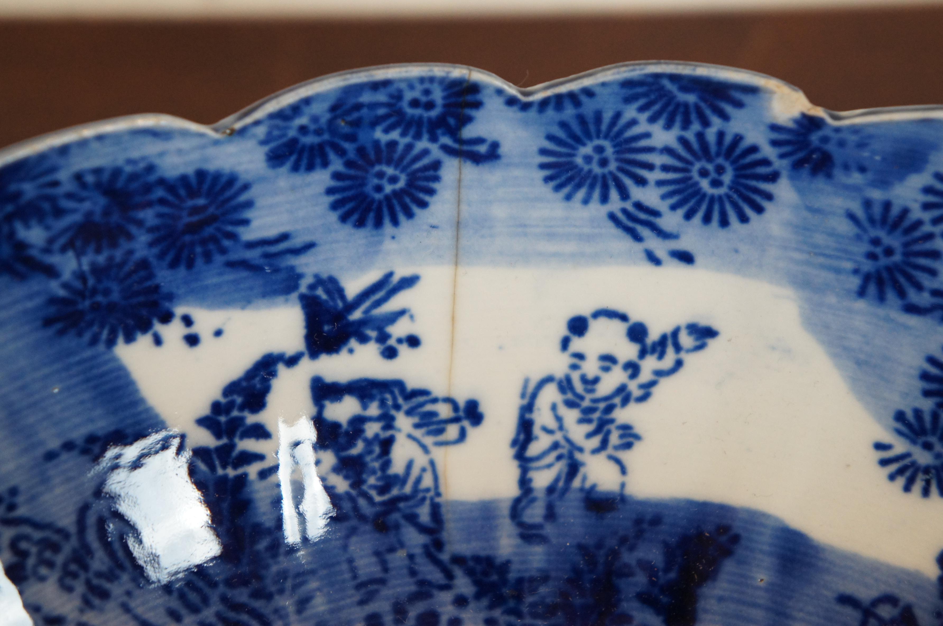 Porcelain Late 19th Century Flow Blue Chinese Bowl Figures Phoenix Scalloped Edge
