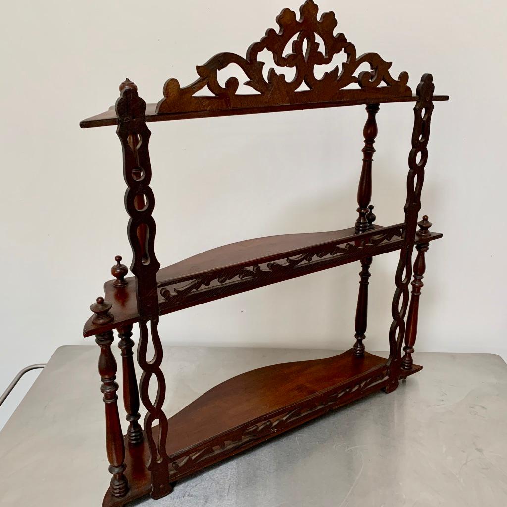 Late 19th Century Freestanding or Hanging Shelves in Mahogany 4