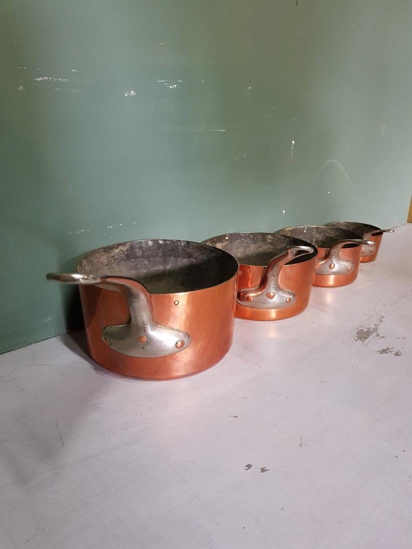 Late 19th Century French 5 Piece Copper Pan Set In Good Condition In Raalte, NL