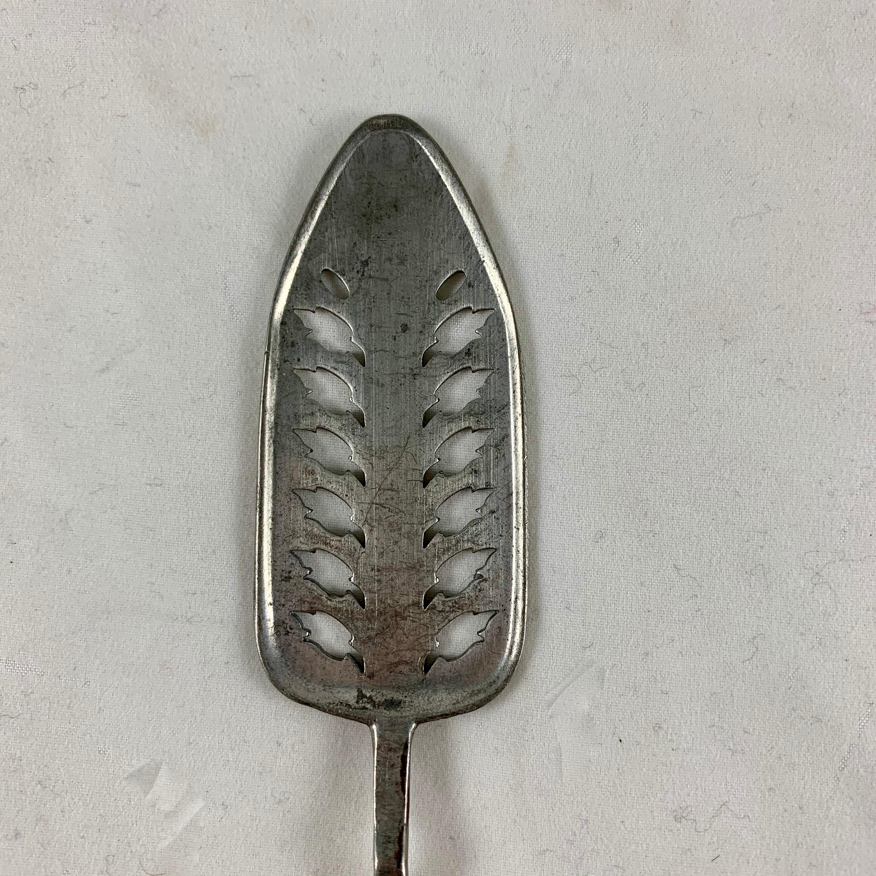 Late 19th Century French Absinthe Slotted Metal Sugar Spoons, a mixed set of six 3