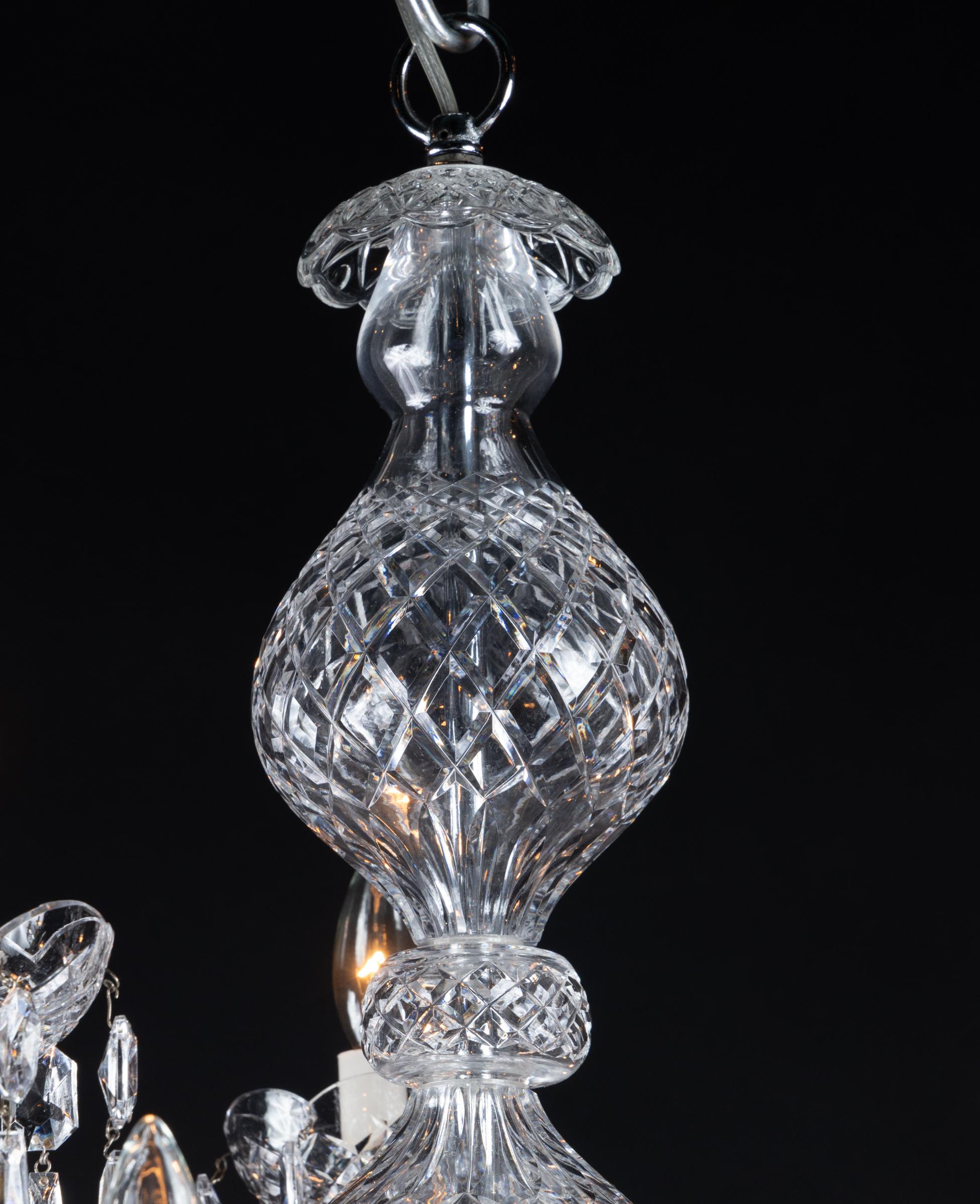 Lampadario a due piani in cristallo francese della fine del XIX secolo in vendita 4
