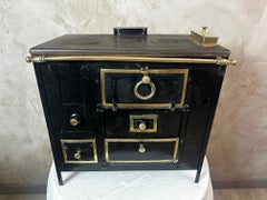 Late 19th century French Antique Cast Iron Children's Stove, 1890s