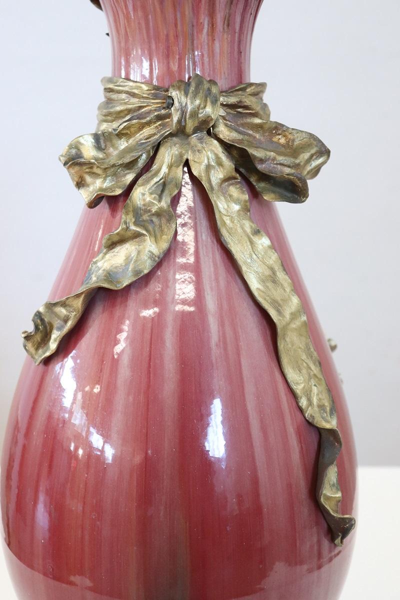 Antike französische Keramikvase des späten 19. Jahrhunderts mit Bronzeverzierungen im Angebot 2