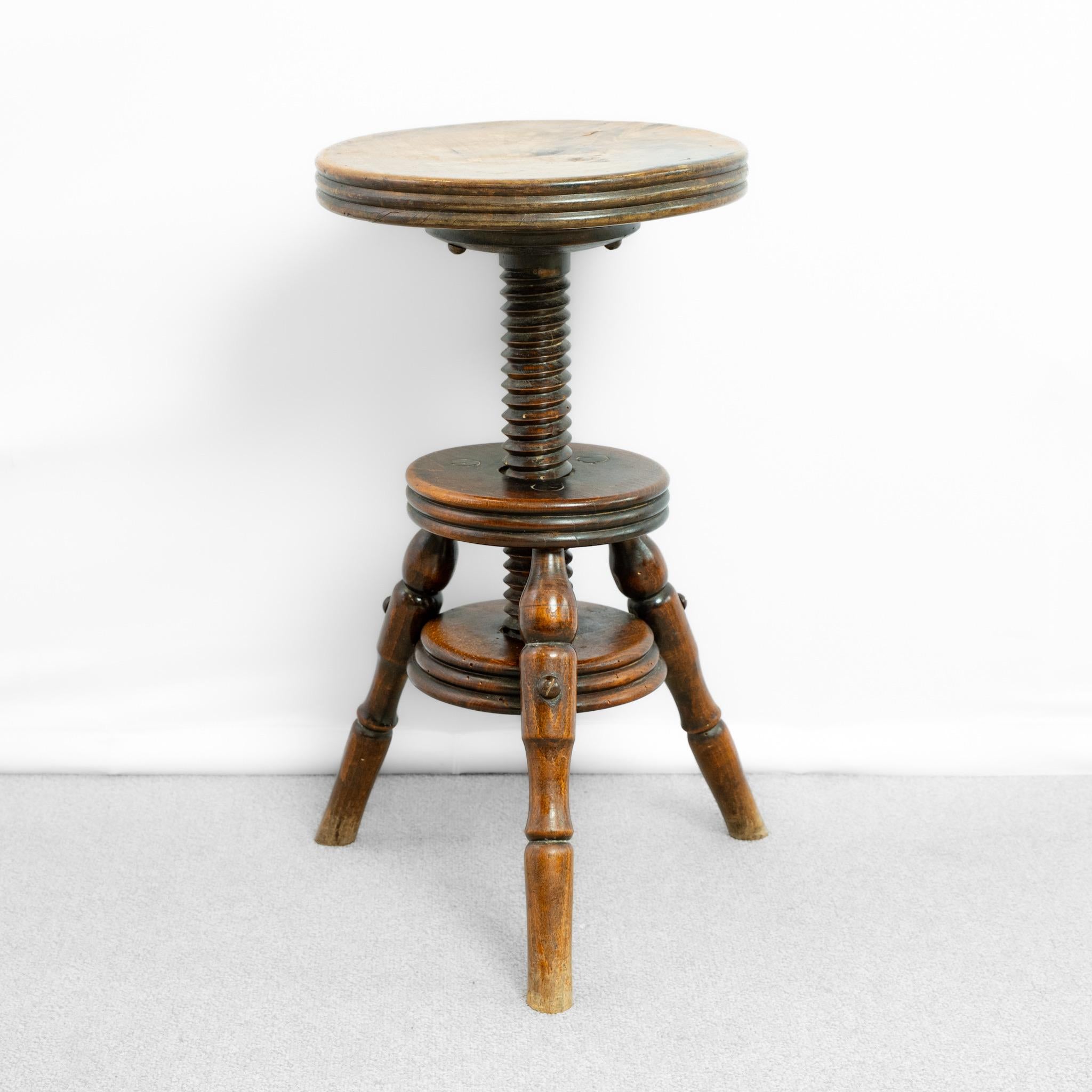 Olmo Sgabello per pianoforte in olmo antico francese della fine del XIX secolo in vendita
