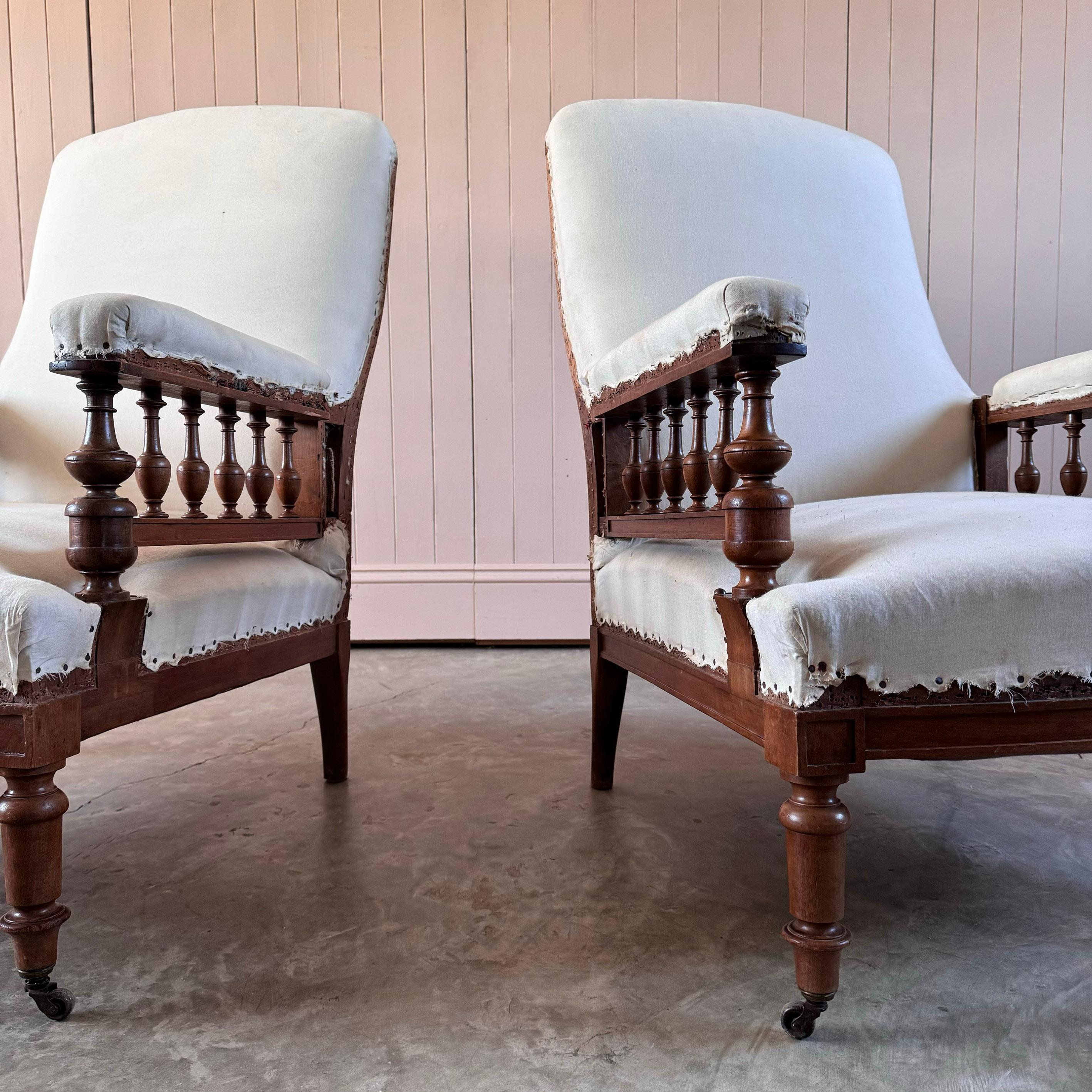 Walnut Late 19th Century French Armchair For Sale