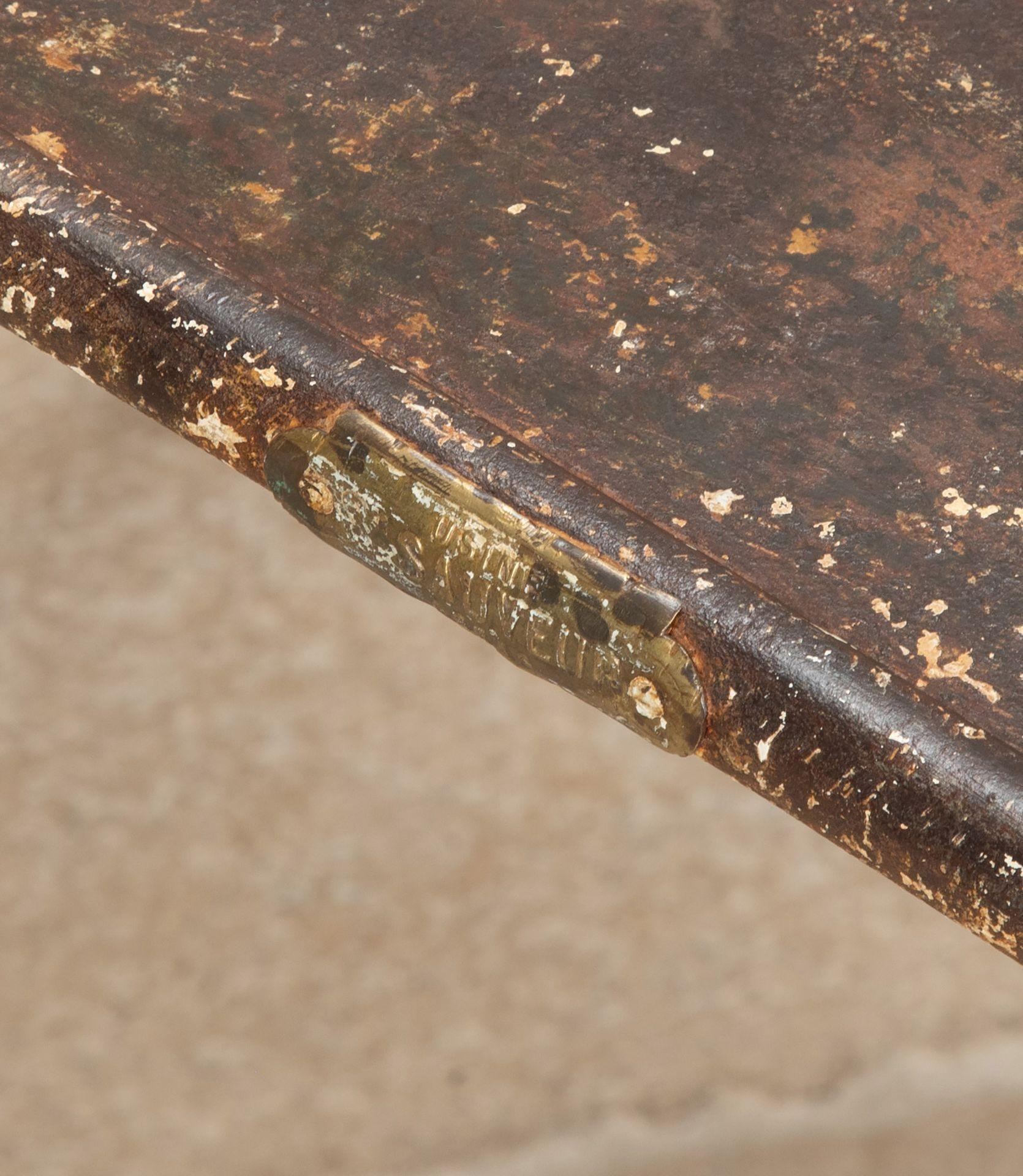Late 19th Century French Arras Table For Sale 4