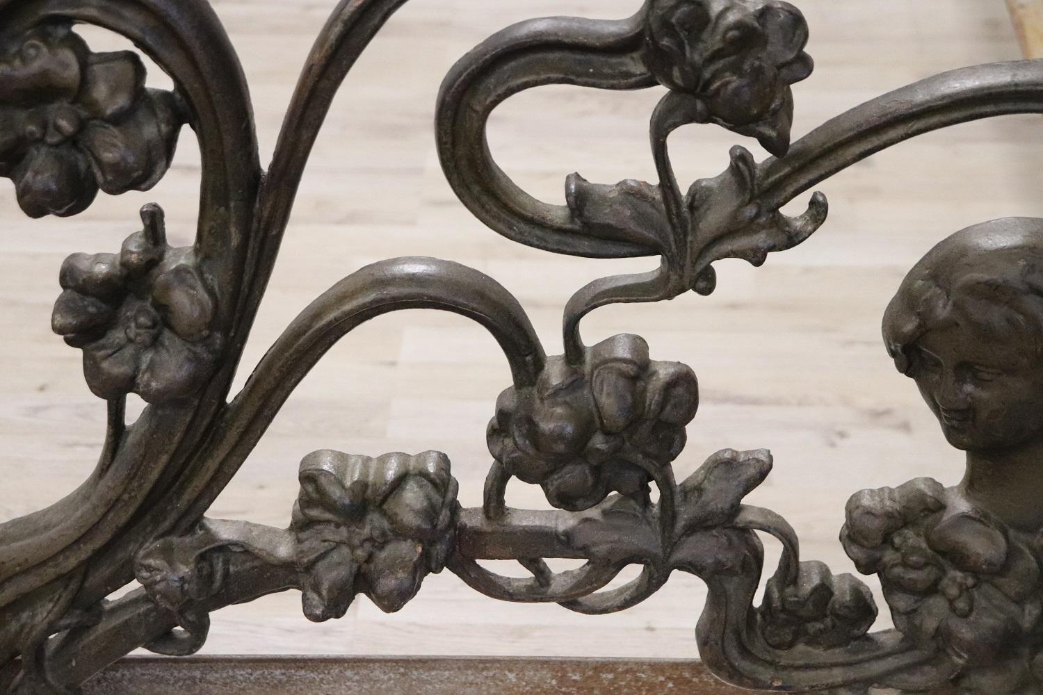 Late 19th Century French Art Nouveau Rare Double Bed in Cast Iron For Sale 5
