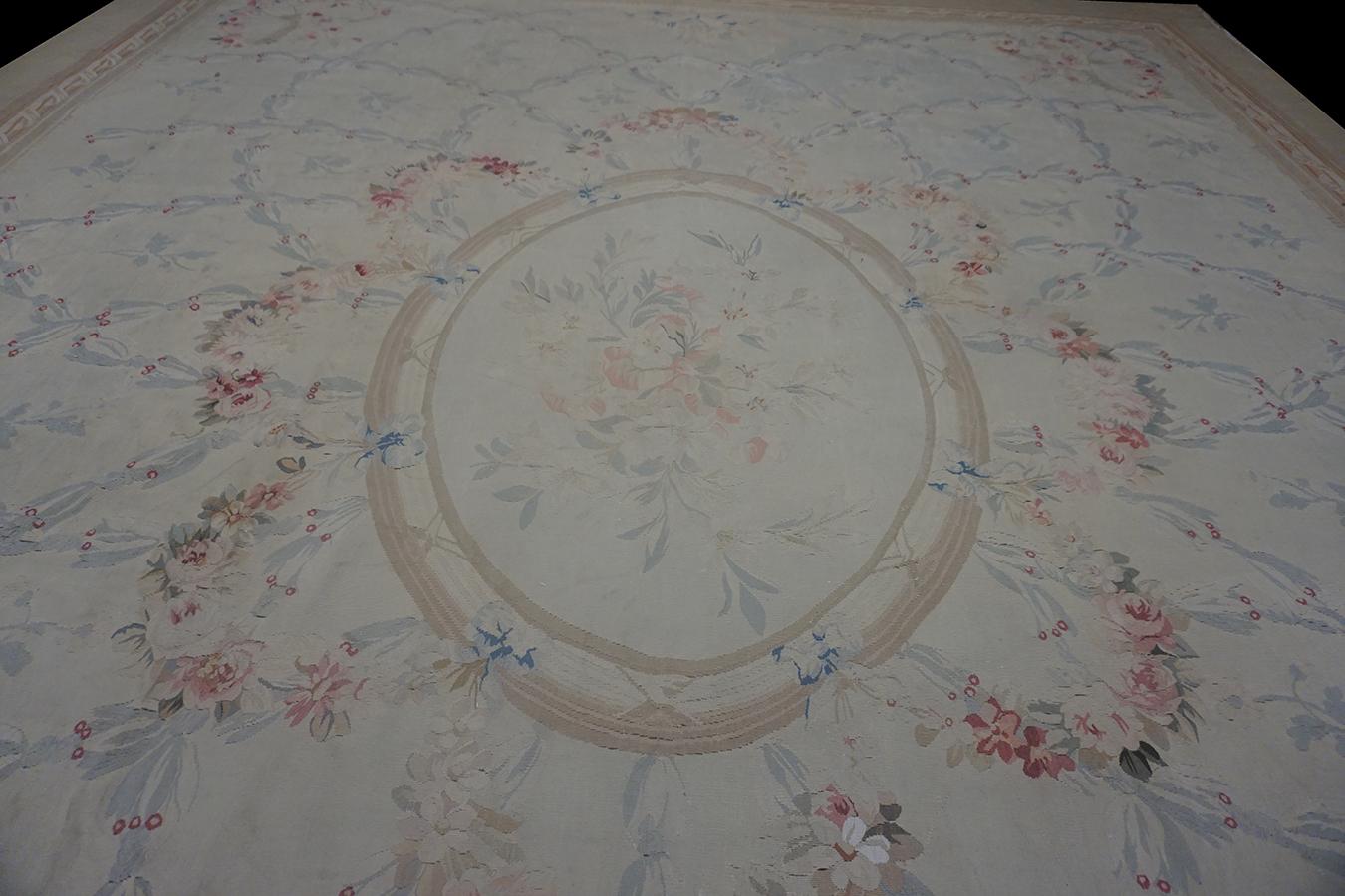 Late 19th Century French Aubusson Carpet ( 11'8