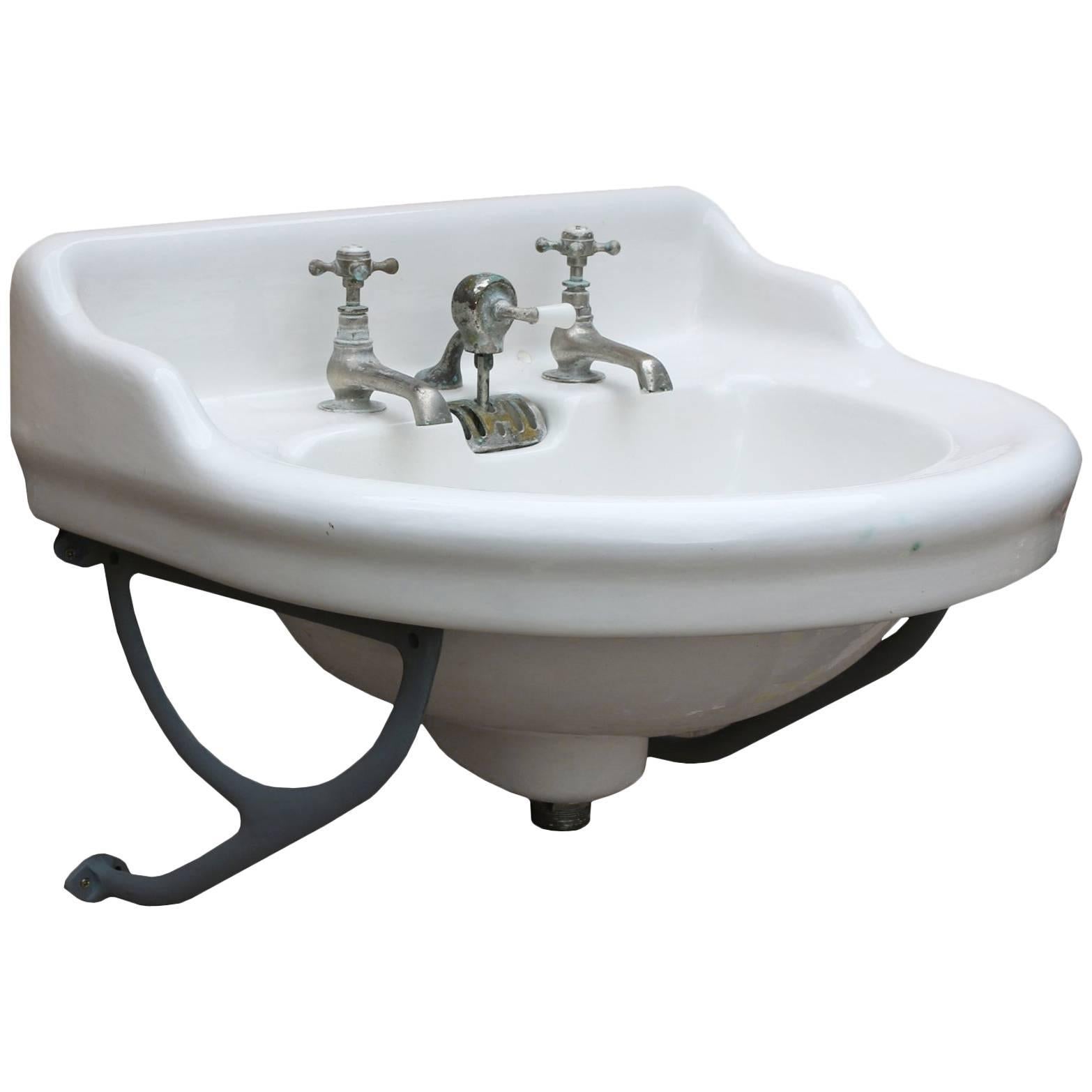 Mid 20th Century English Belfast Oval Sink