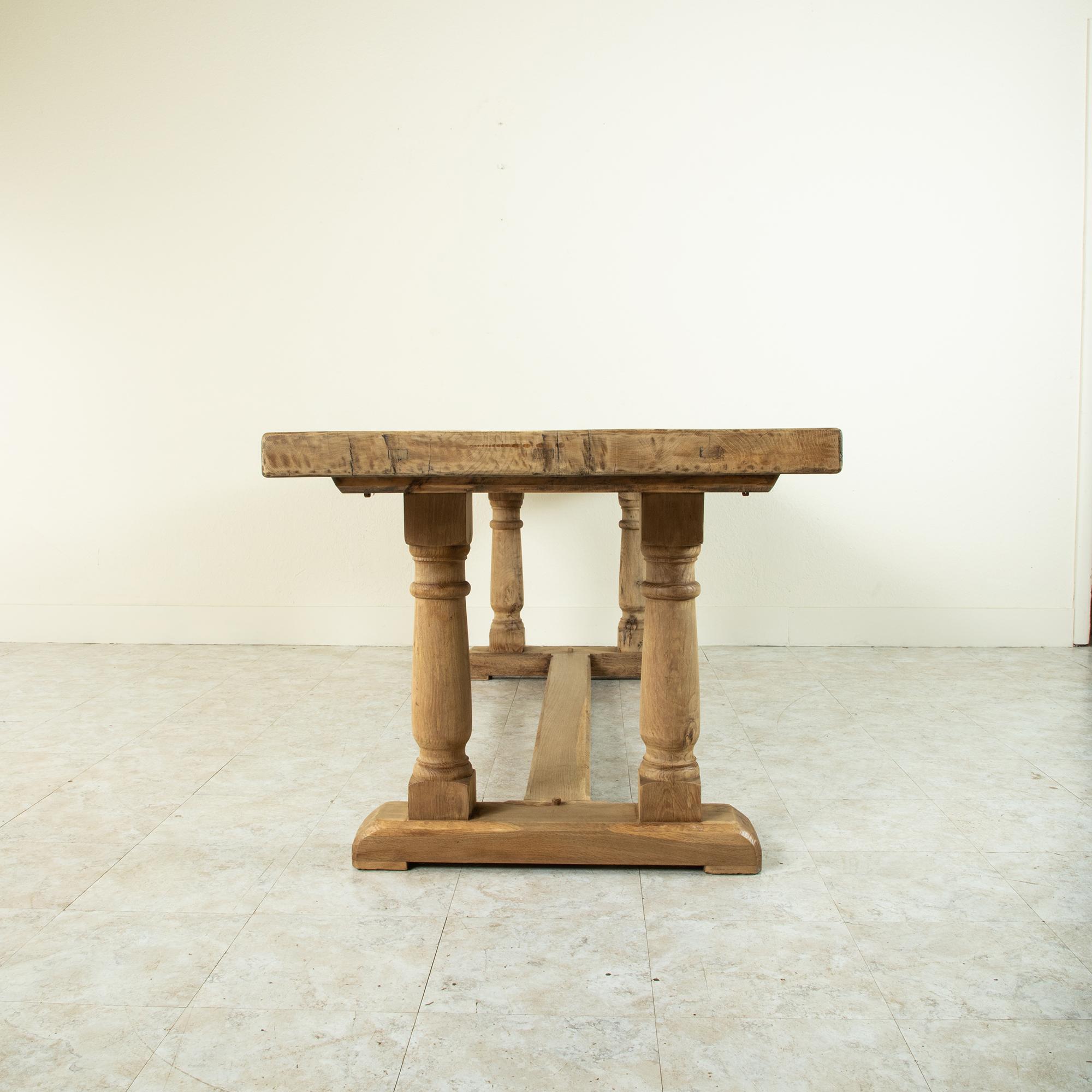 Late 19th Century French Bleached Oak Farm Table or Dining Table 3