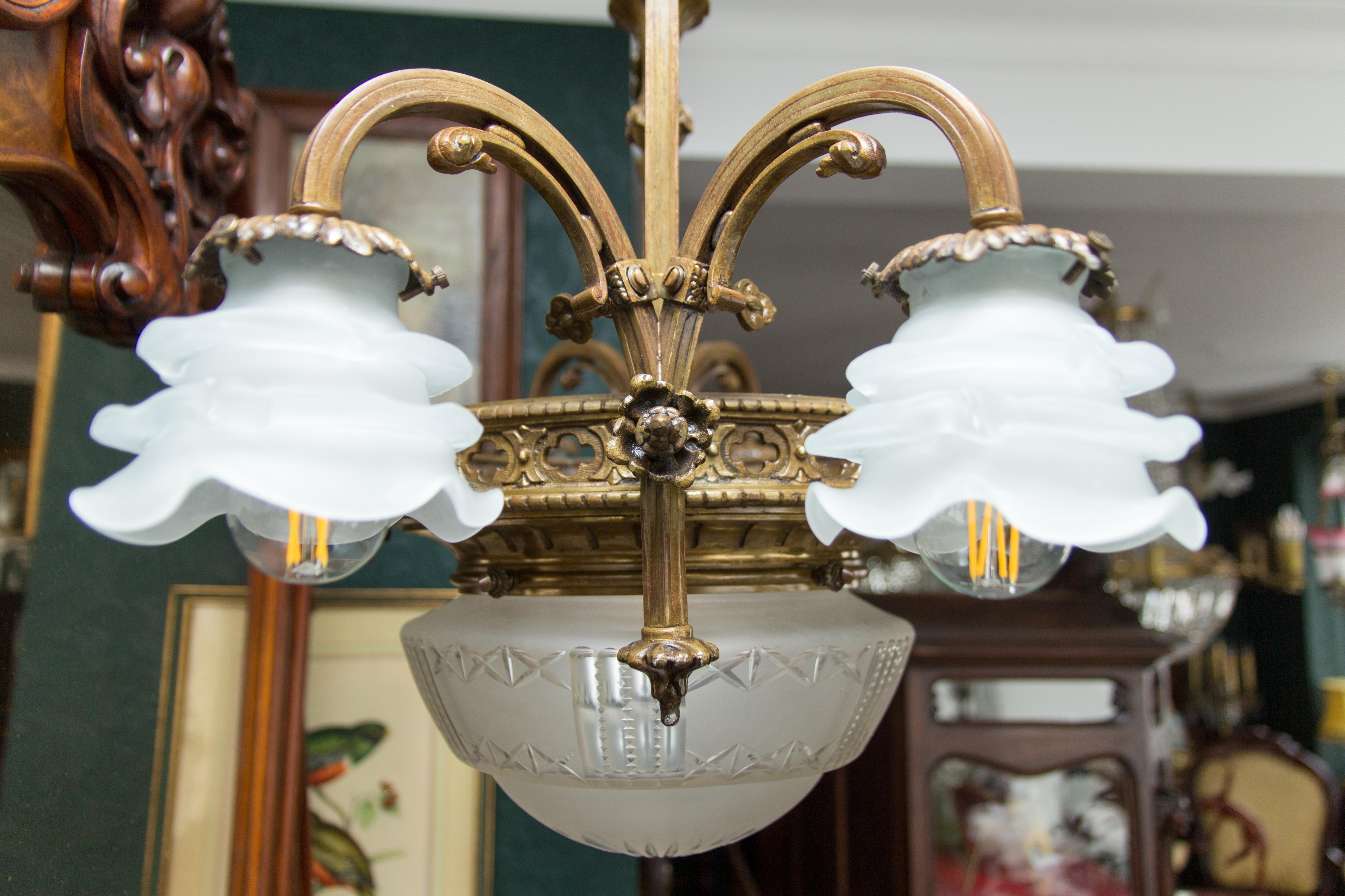 Late 19th Century French Bronze and Frosted Glass Five-Light Chandelier 14