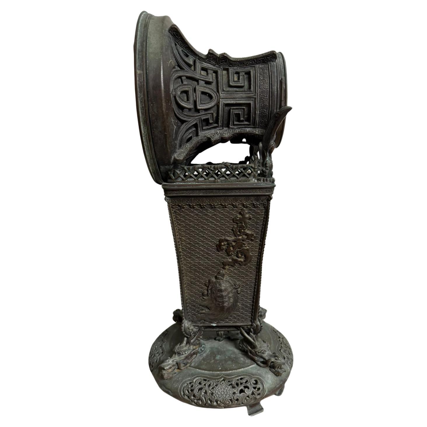 Late 19th Century, French Bronze Clock with Oriental Influence For Sale 1