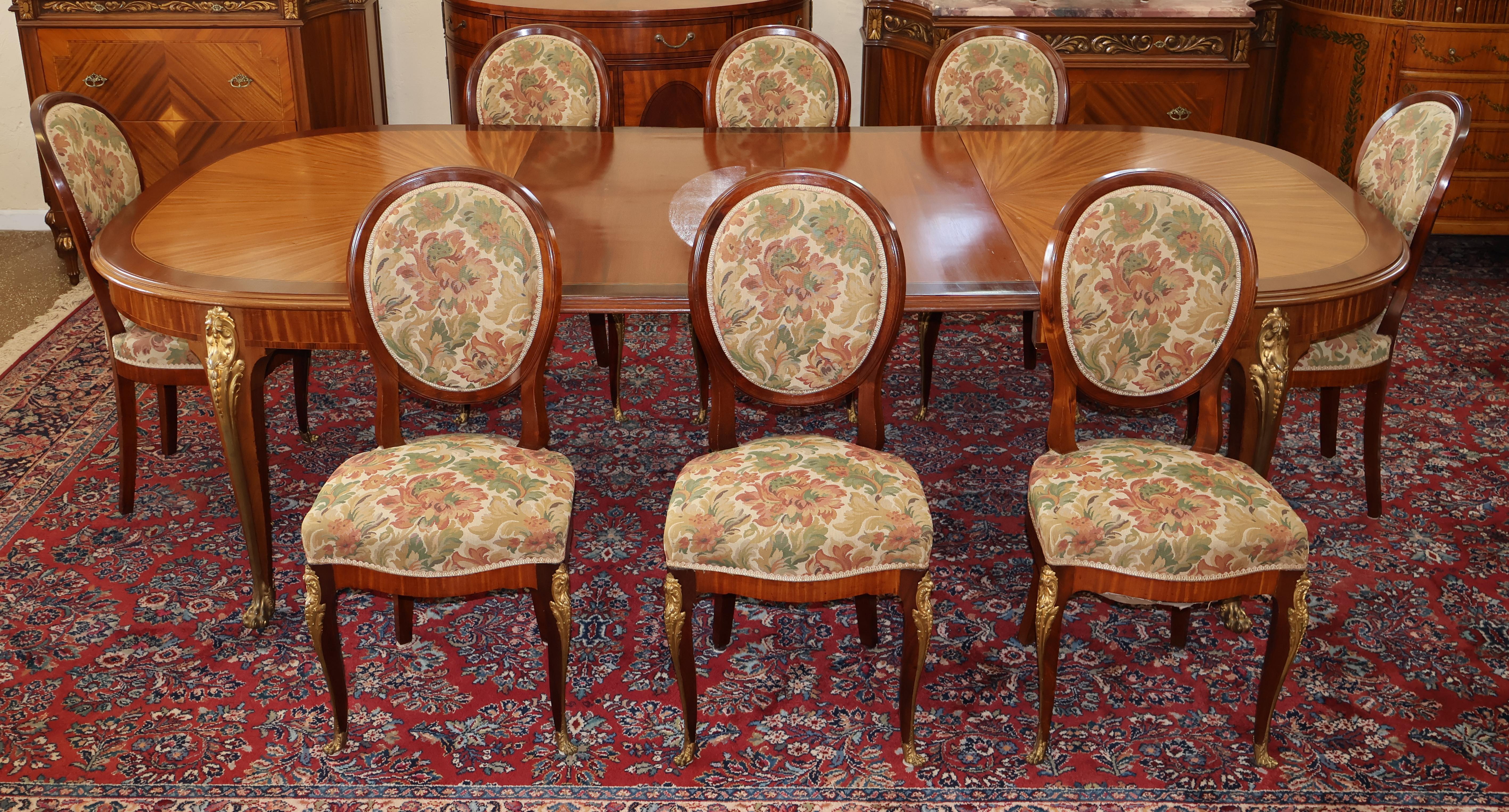 ​Late 19th Century French Bronze Mounted Kingwood Dining Set 8 Chairs

Dimensions : Chairs - 38.5