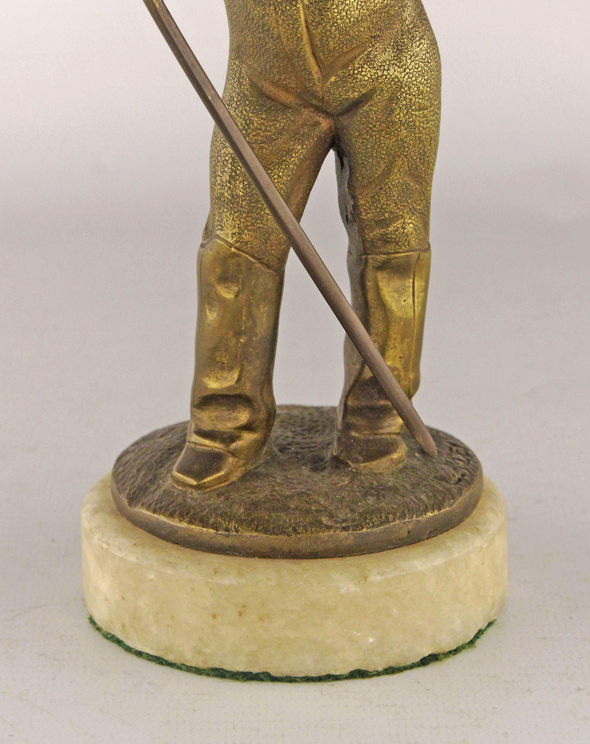 Escultura francesa de bronce de finales del siglo XIX de un niño con espada de Louis Kley en Bueno estado para la venta en North Miami, FL