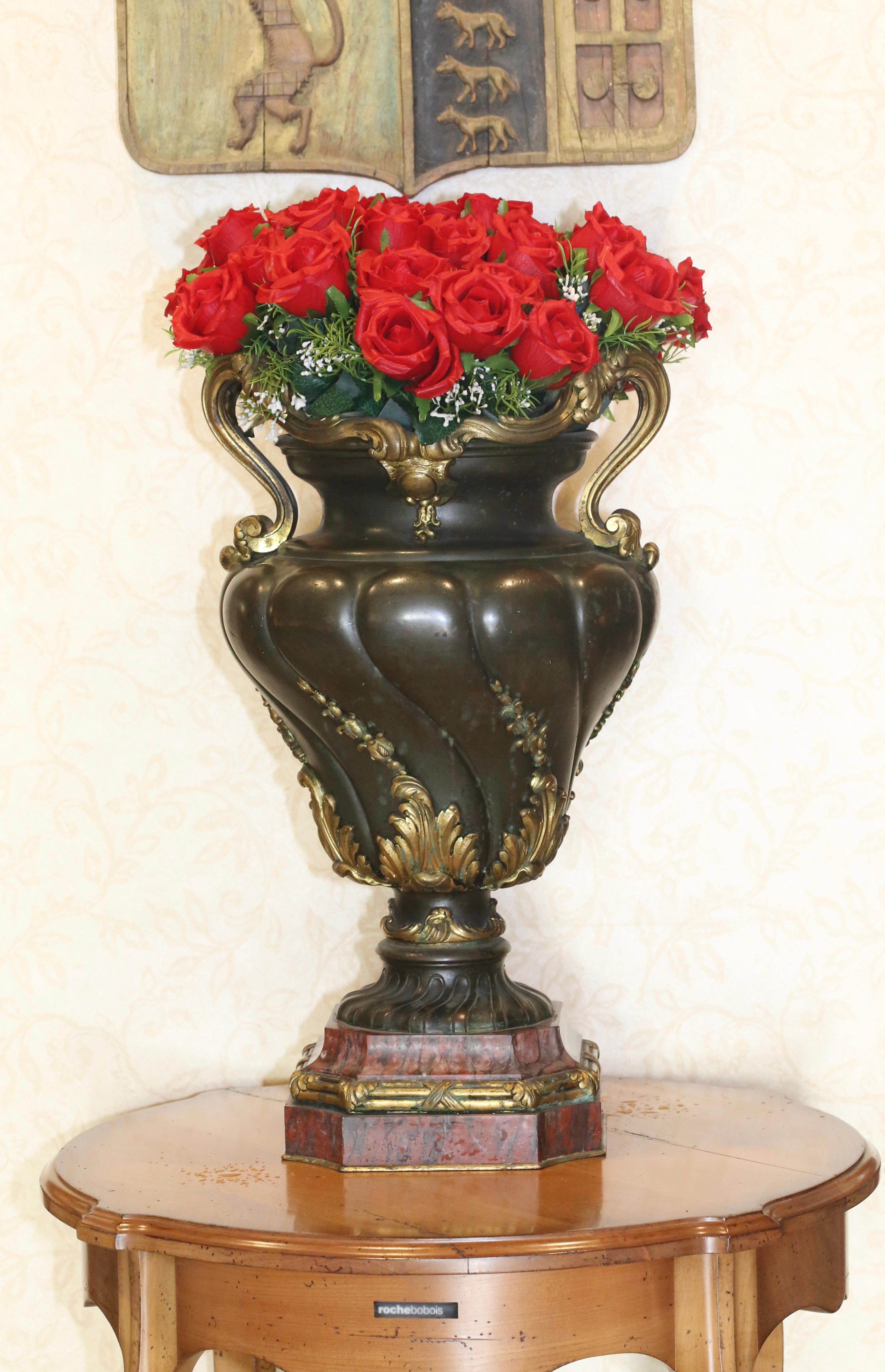 Late 19th Century French Bronze Urn, Christie's 2011 Auction In Good Condition For Sale In Vaughan, ON