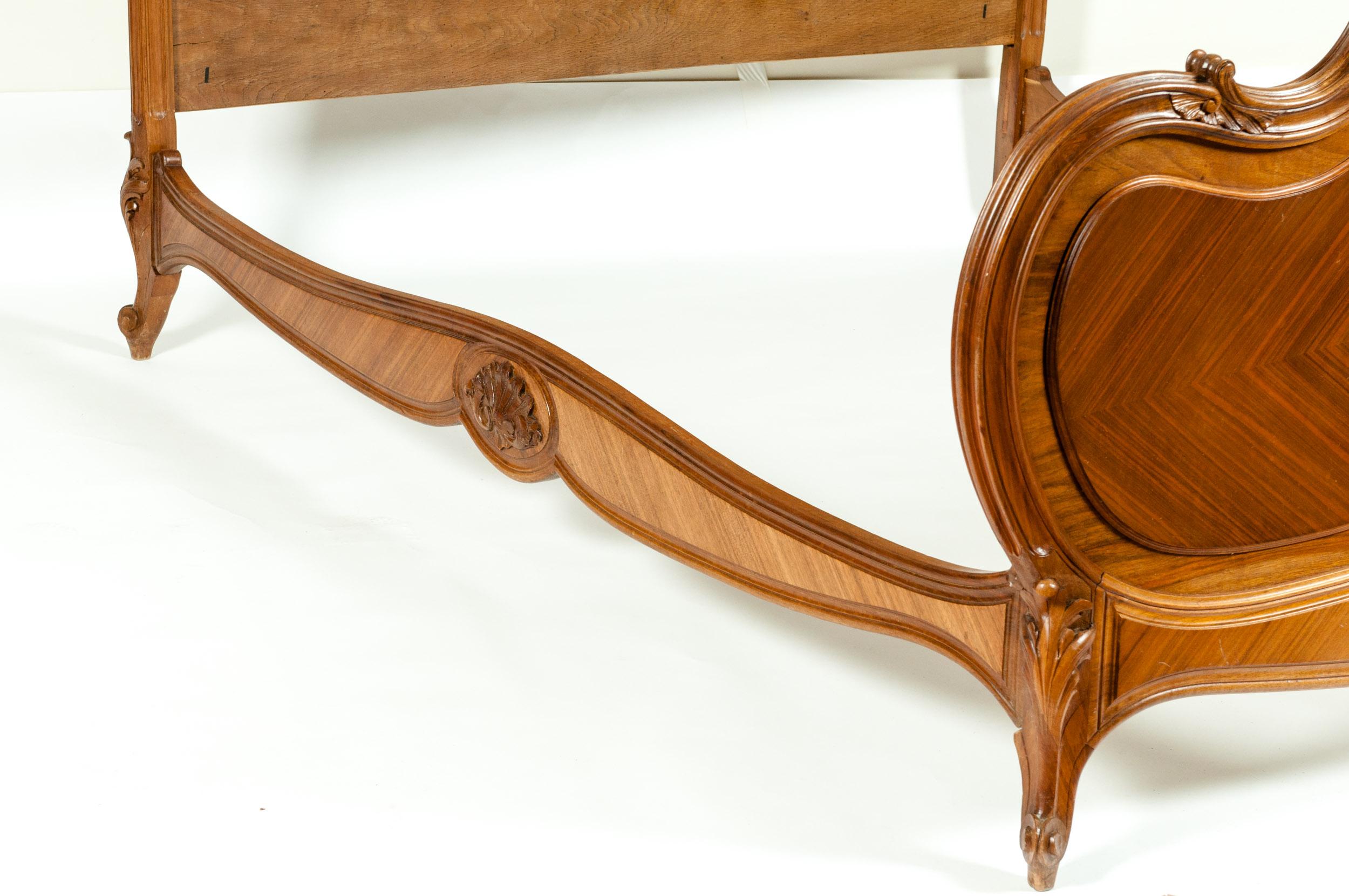 Late 19th Century French Burl Walnut Bed 6