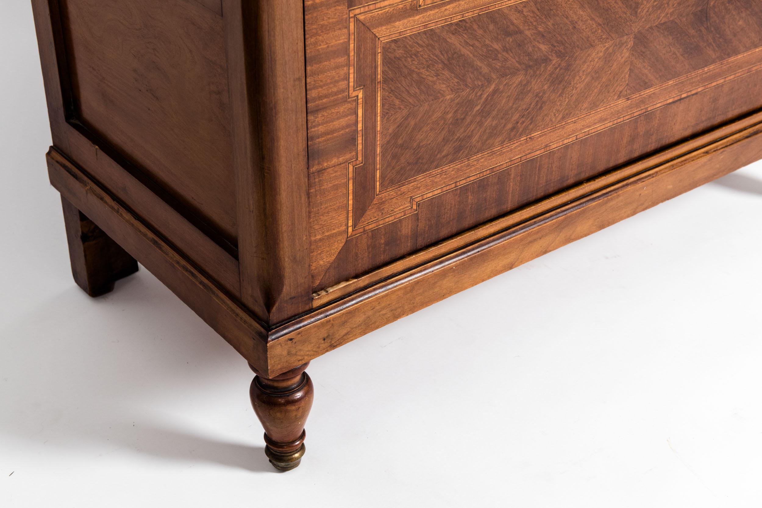 Late 19th Century French Burl Wood Vitrine / Cabinet 4