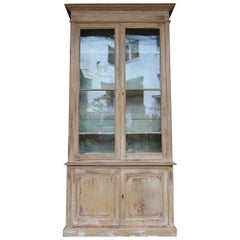 Französischer Schrank im Stil des späten 19. Jahrhunderts in Originalfarbe