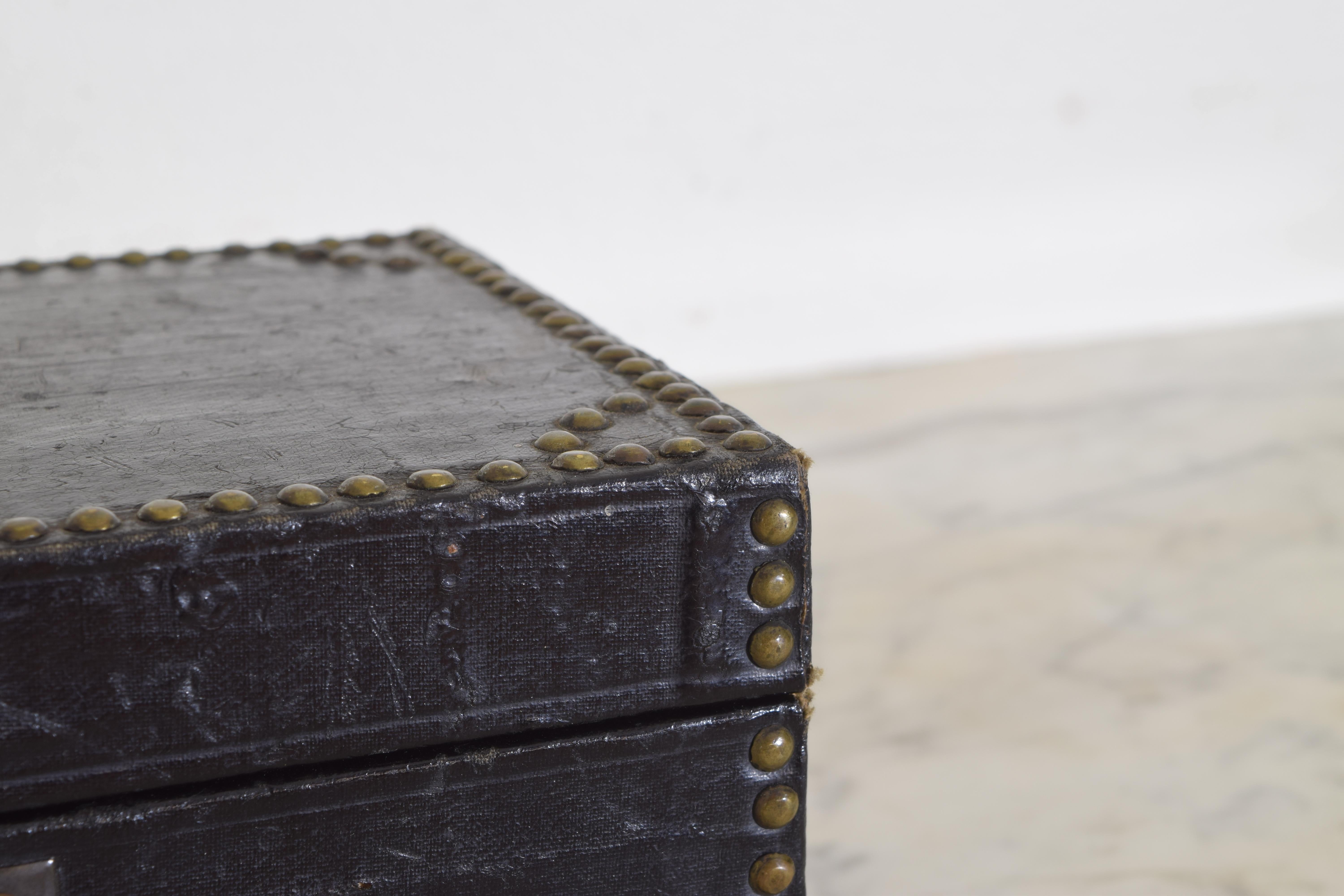 Late 19th Century French Canvas Covered Locking Box For Sale 2