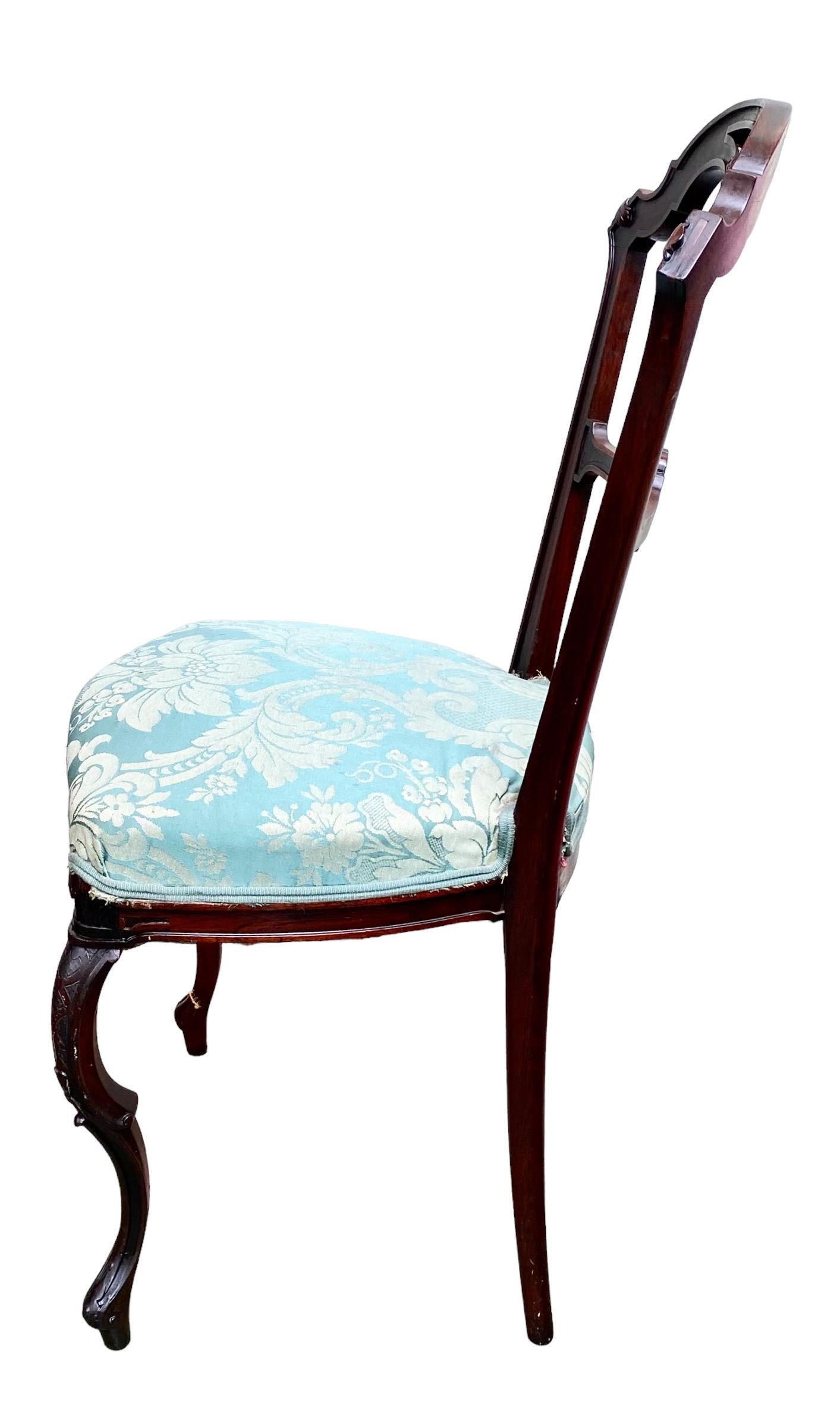 Belle Époque Late 19th Century French Carved Mahogany Side Chair For Sale