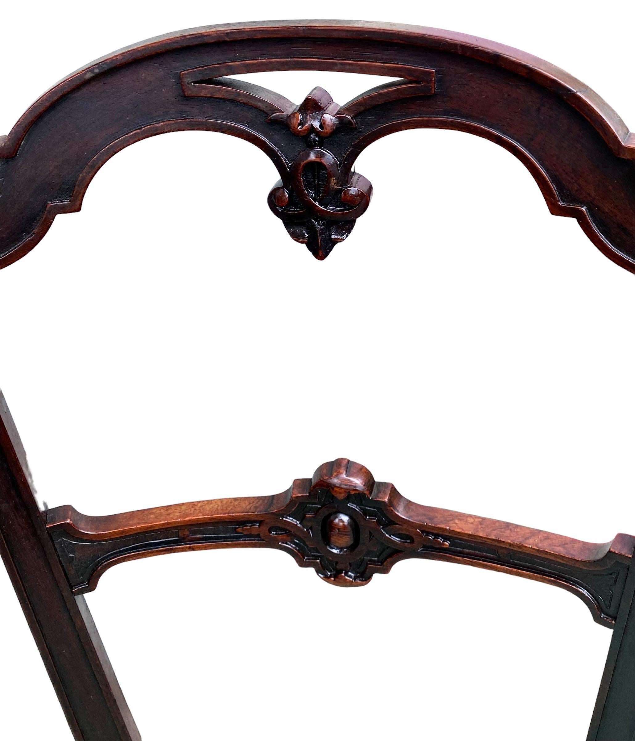 Hand-Carved Late 19th Century French Carved Mahogany Side Chair For Sale