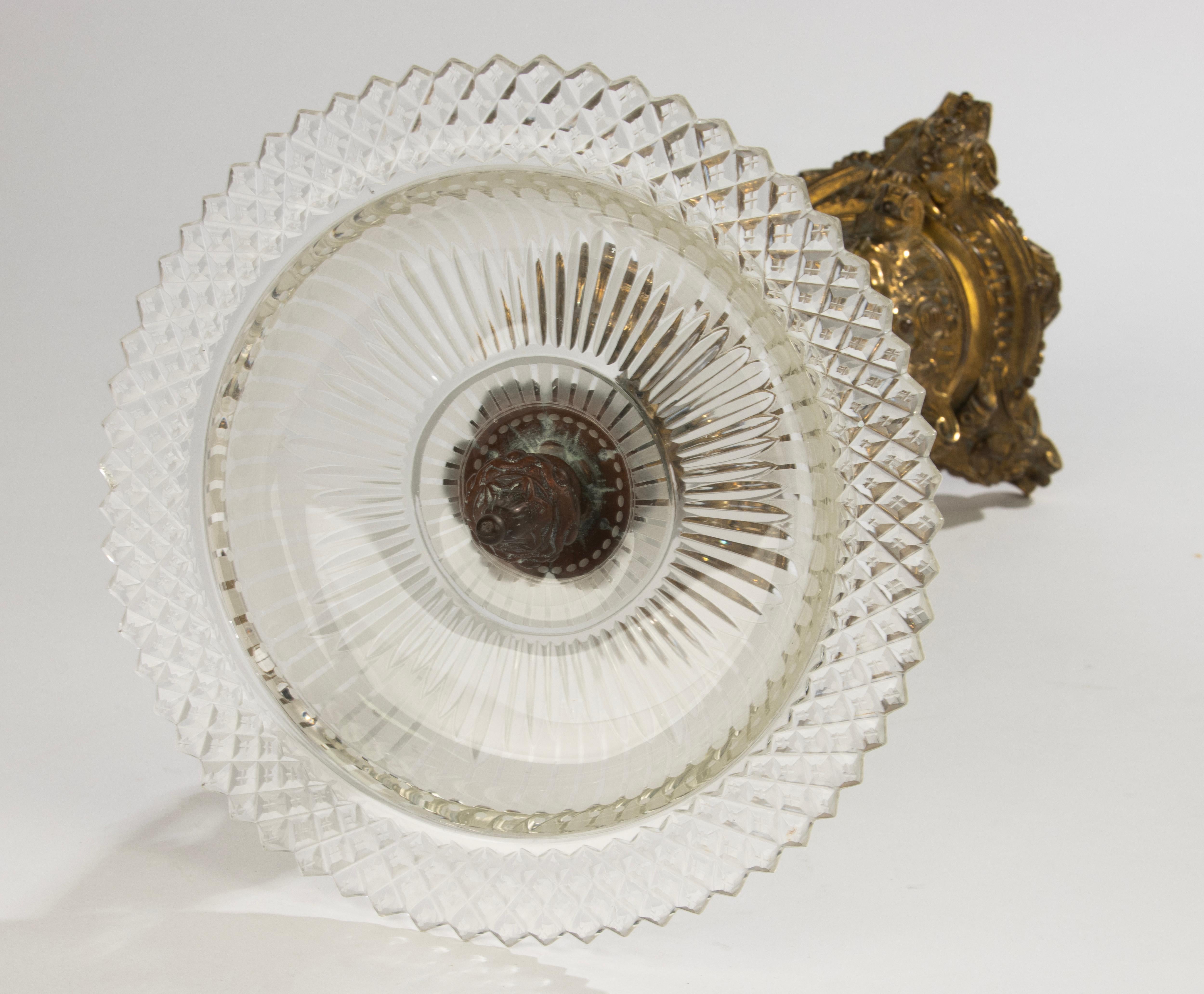 Late 19th Century French Centerpiece - Bronze - Putto with Crystal Dish For Sale 10