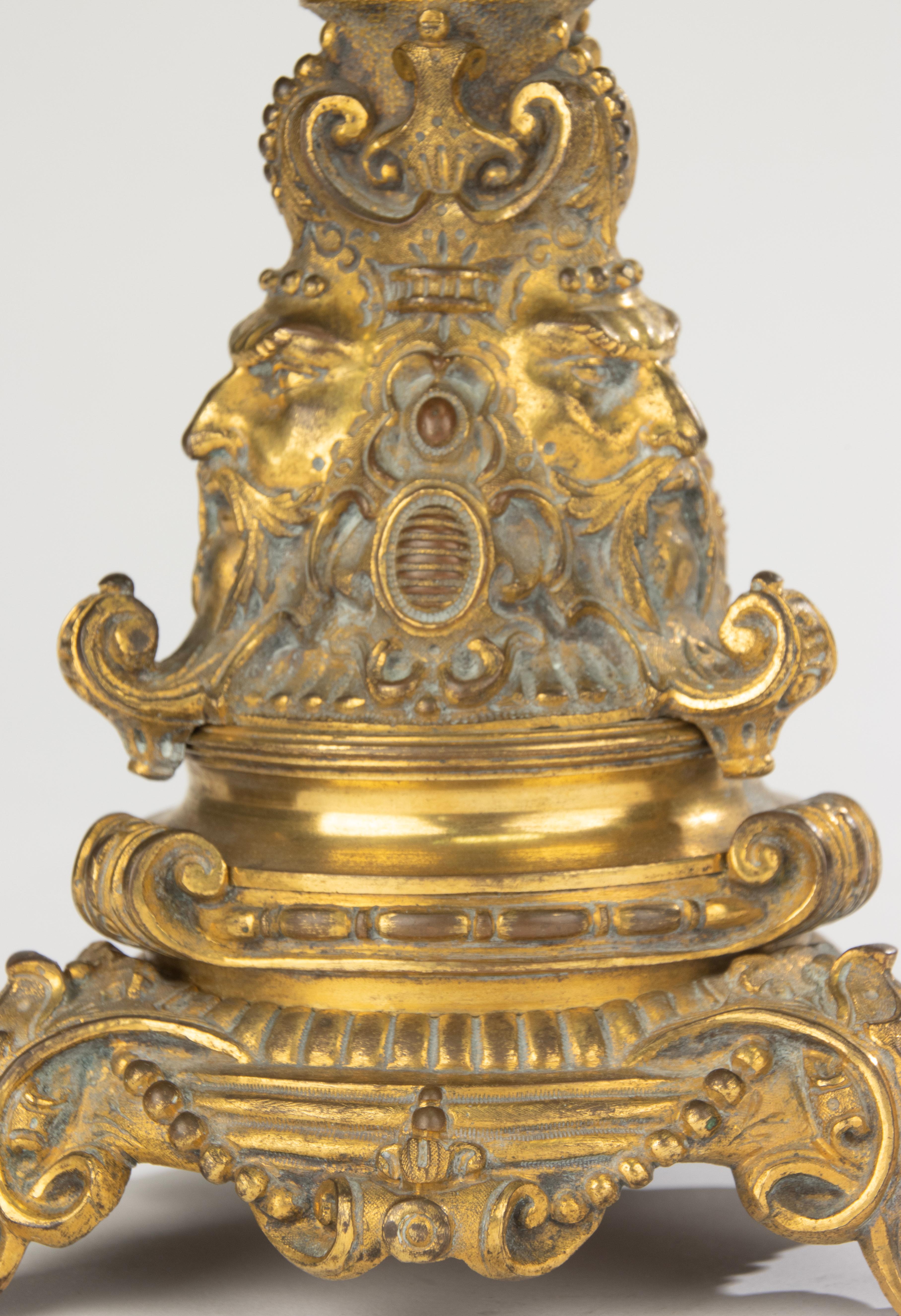 Late 19th Century French Centerpiece - Bronze - Putto with Crystal Dish For Sale 2