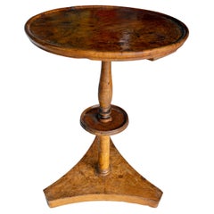 Mesa auxiliar francesa de madera de burl estilo Charles X de finales del siglo XIX