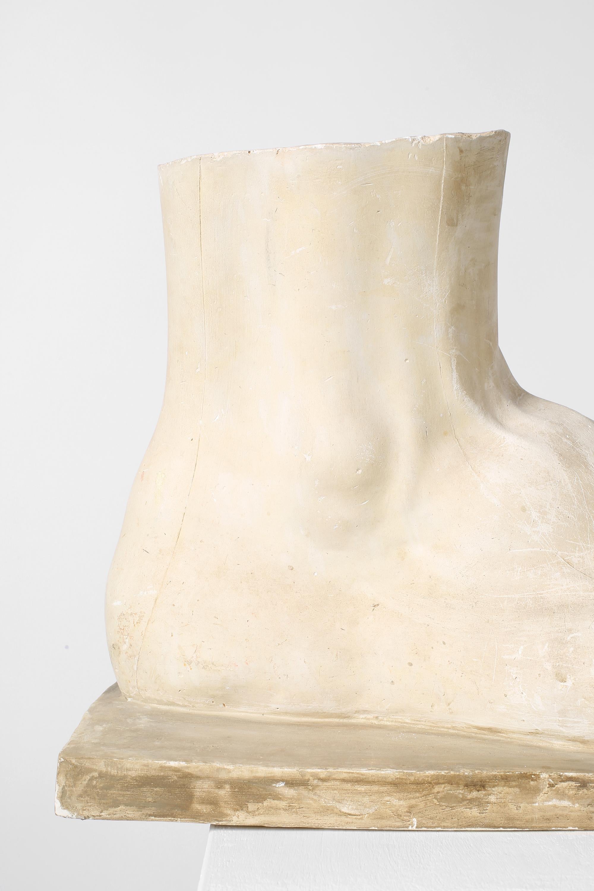 Intonaco Piede in gesso classico francese della fine del XIX secolo in vendita