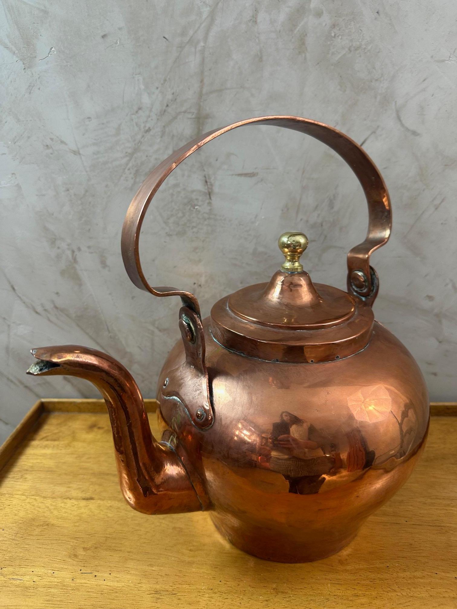 Bouilloire en cuivre française de la fin du XIXe siècle, 1890 en vente 2