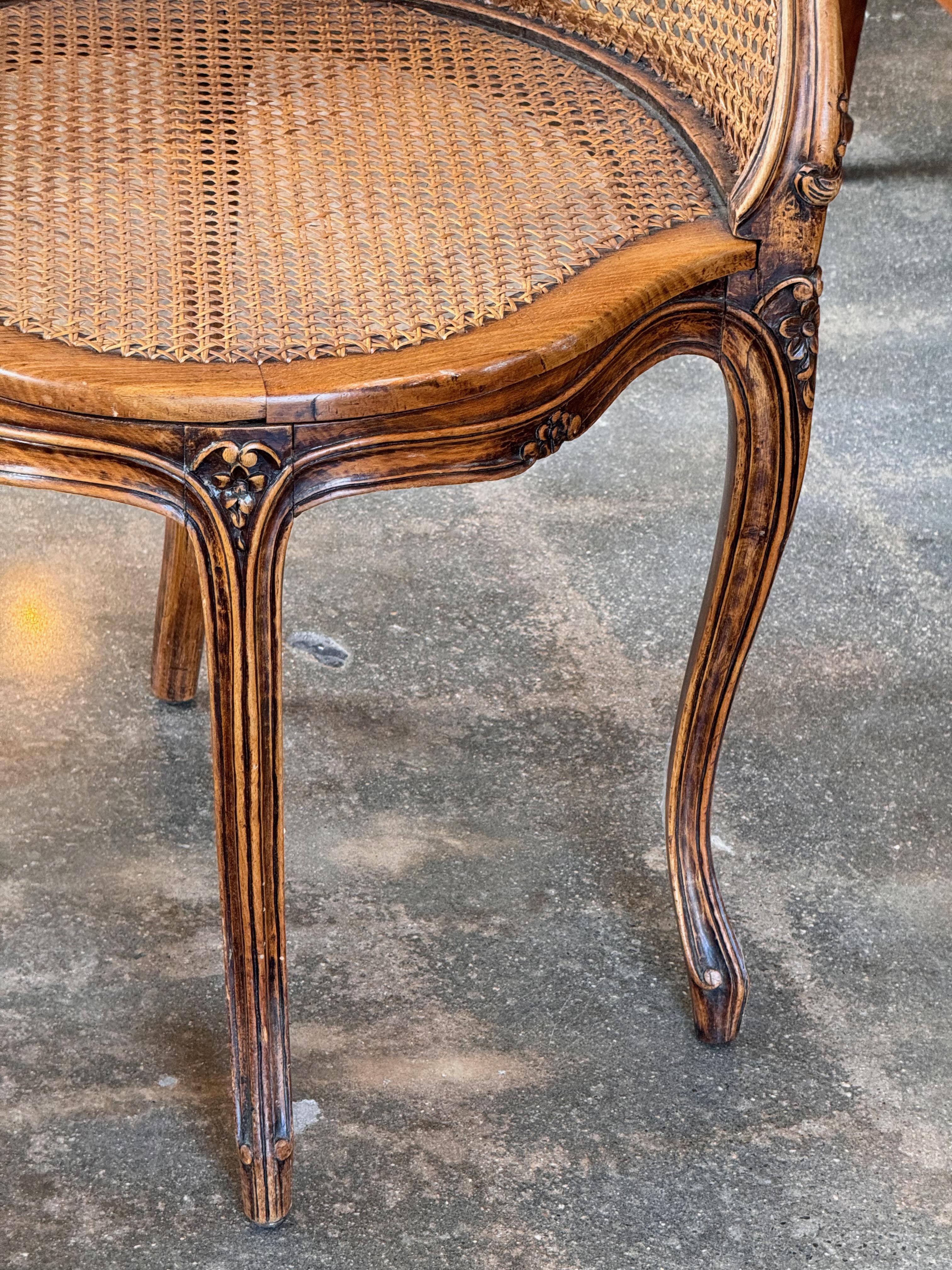 Late 19th Century French Corner Walnut Caned Chair 1