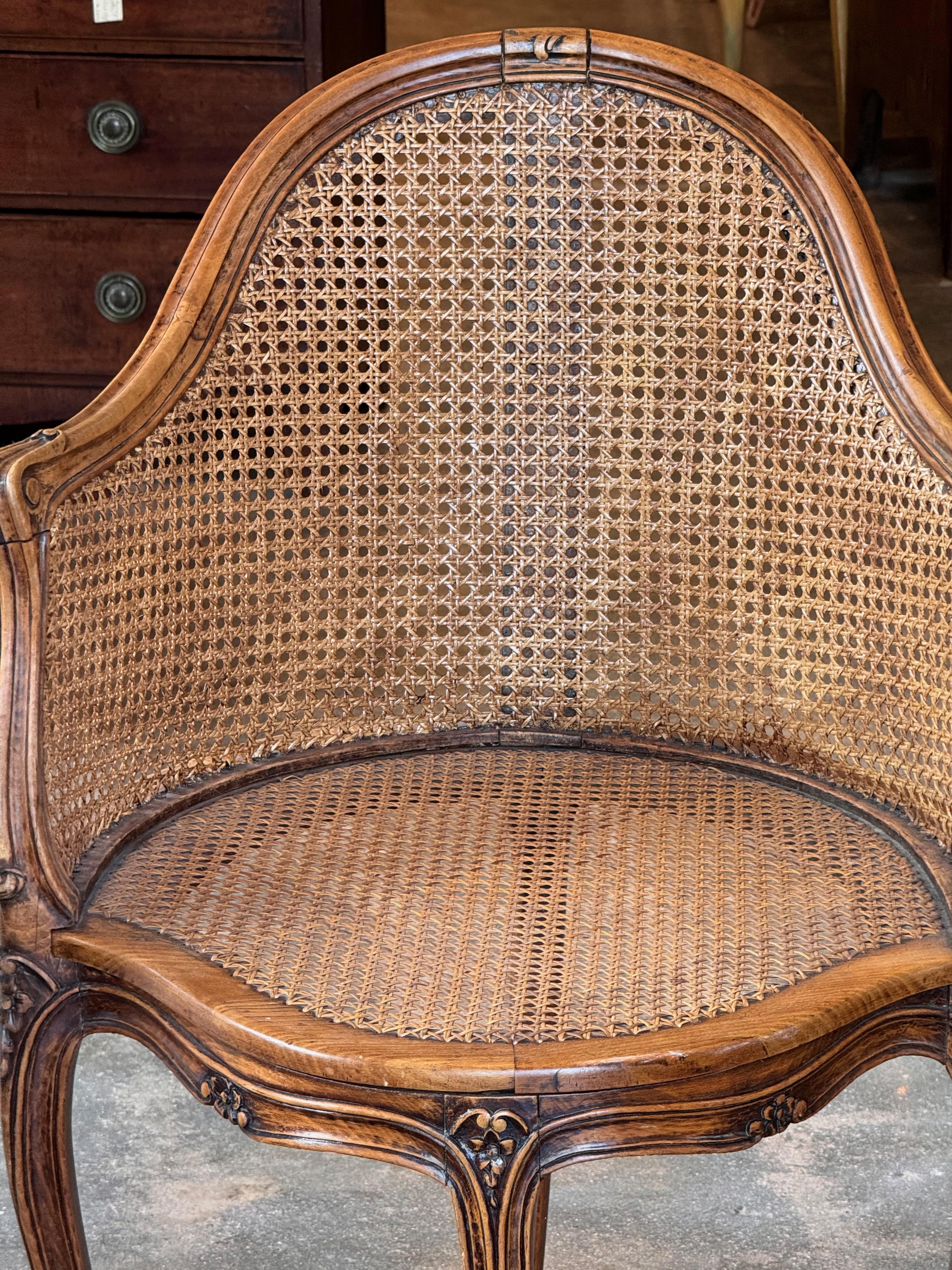 Late 19th Century French Corner Walnut Caned Chair 2