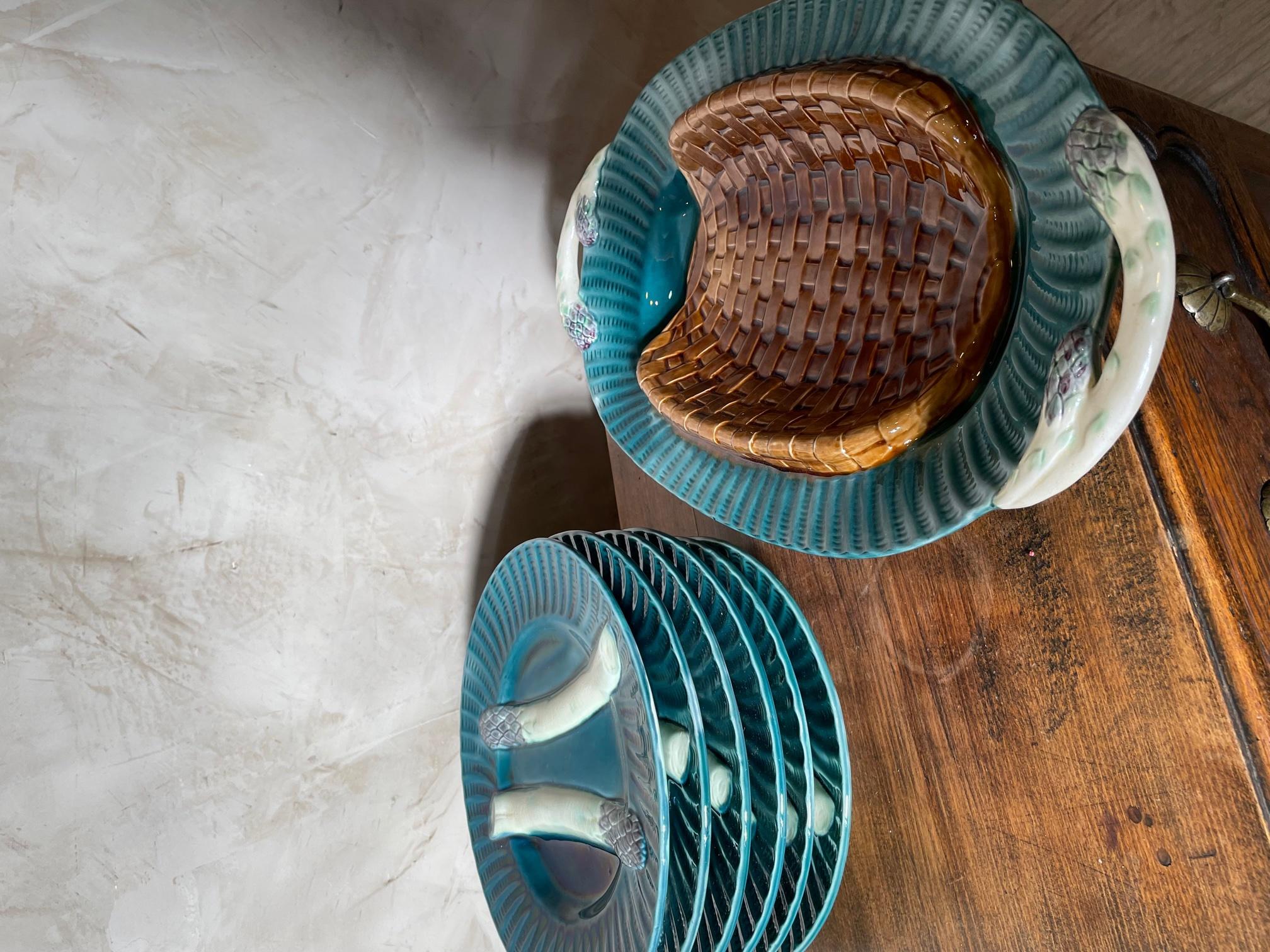 Late 19th Century French Creil et Montereau Teal Blue Fluted Asparagus Set 4