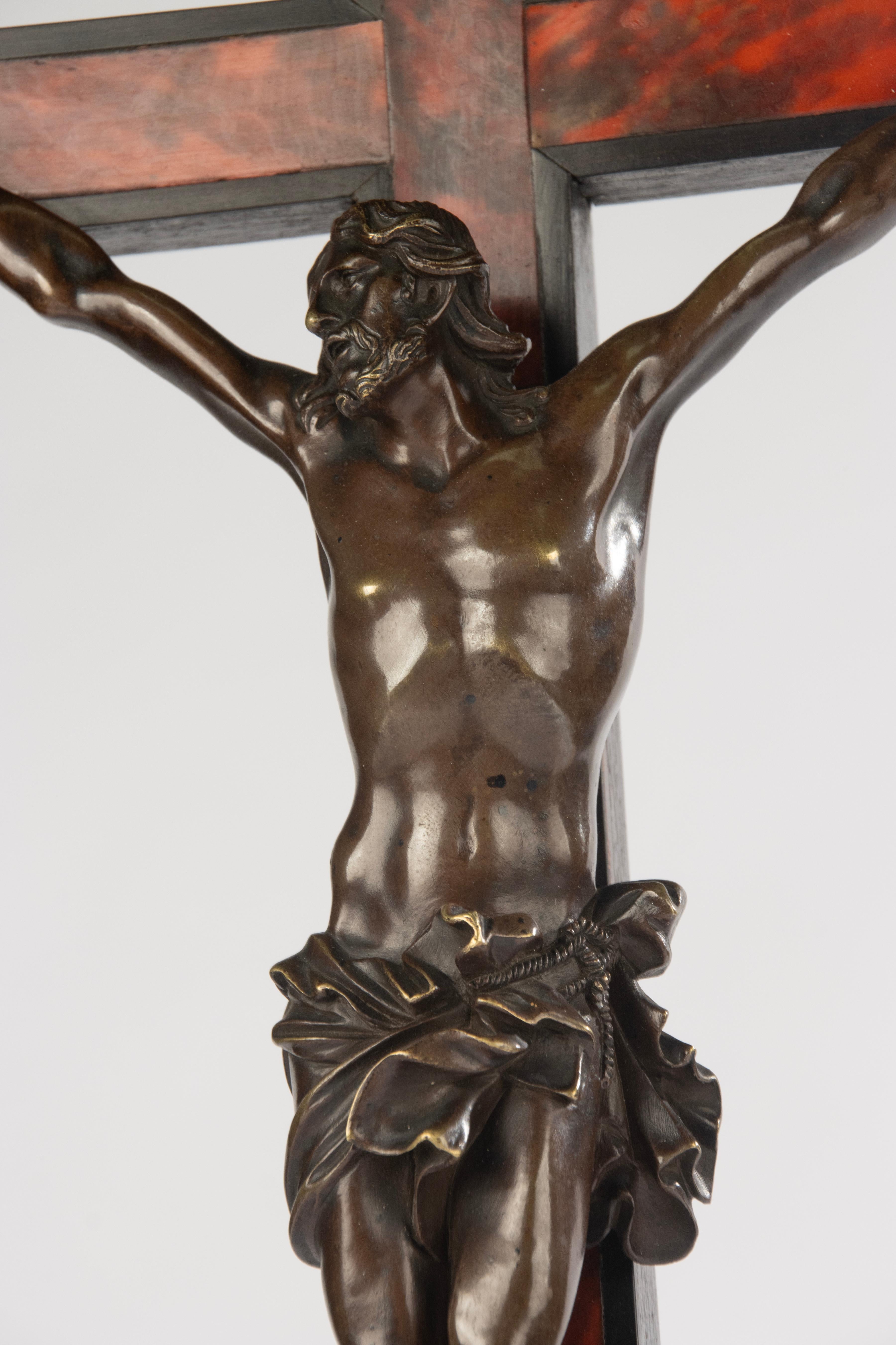 Fin du 19ème siècle Crucifix français - Wood - Bronze Corpus Christi en vente 12