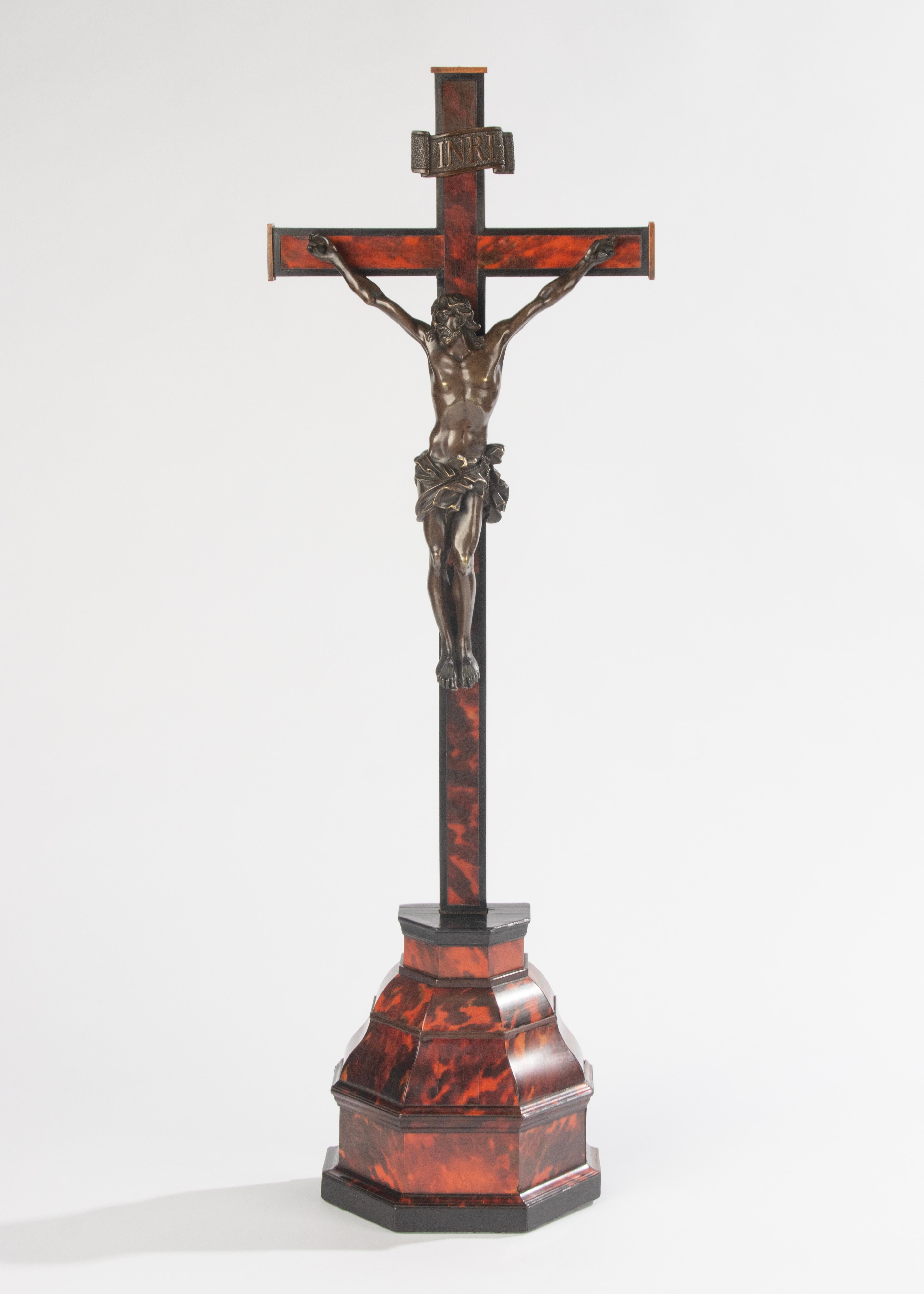 Napoléon III Fin du 19ème siècle Crucifix français - Wood - Bronze Corpus Christi en vente