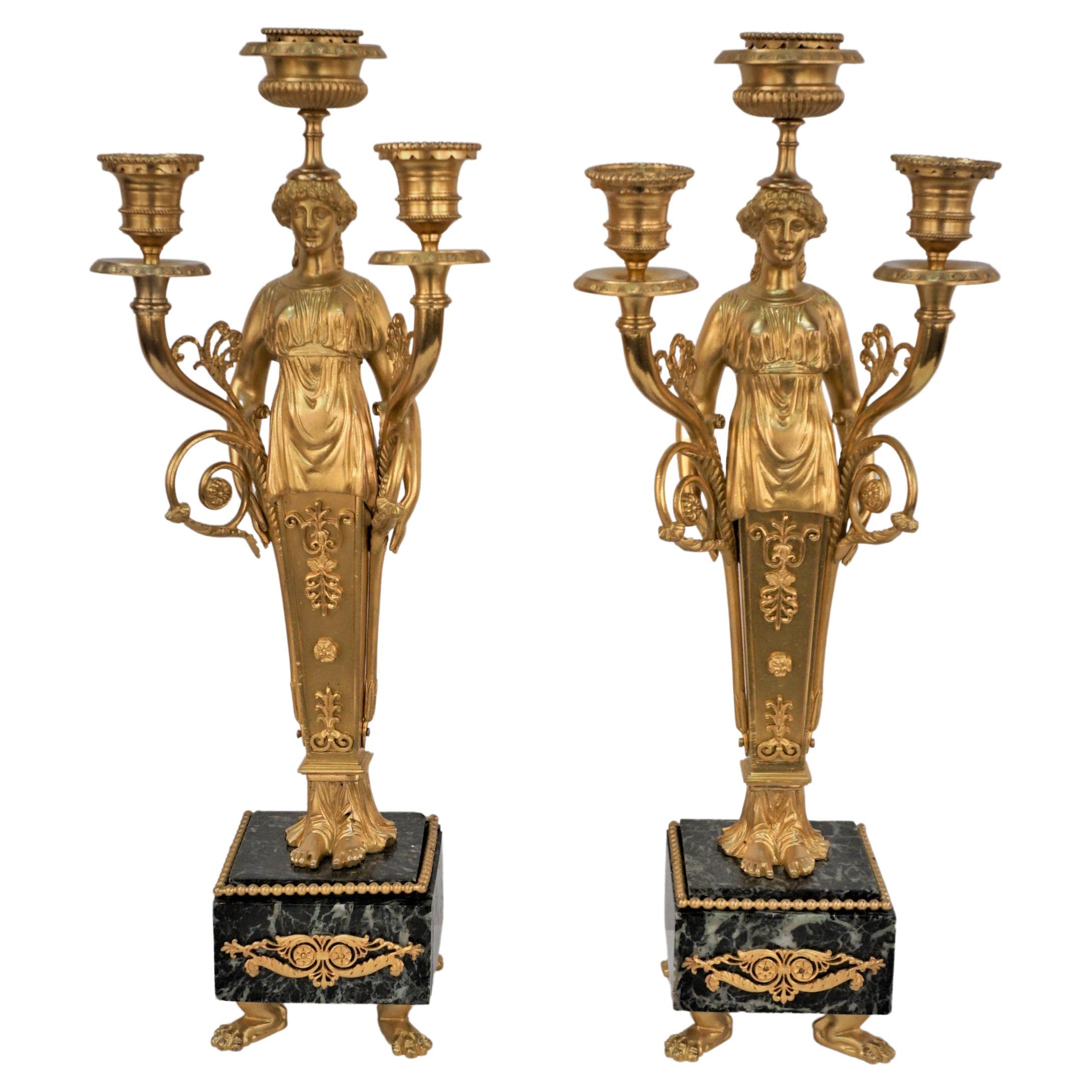 Candélabre en bronze doré de style Empire français de la fin du XIXe siècle