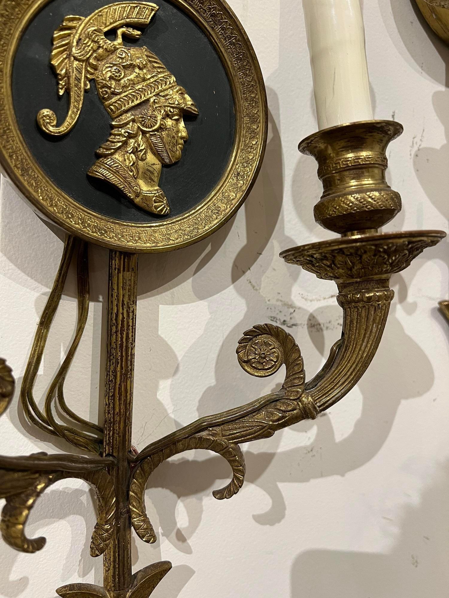 Appliques à flèche de la fin du XIXe siècle de style Empire français Bon état - En vente à New York, NY