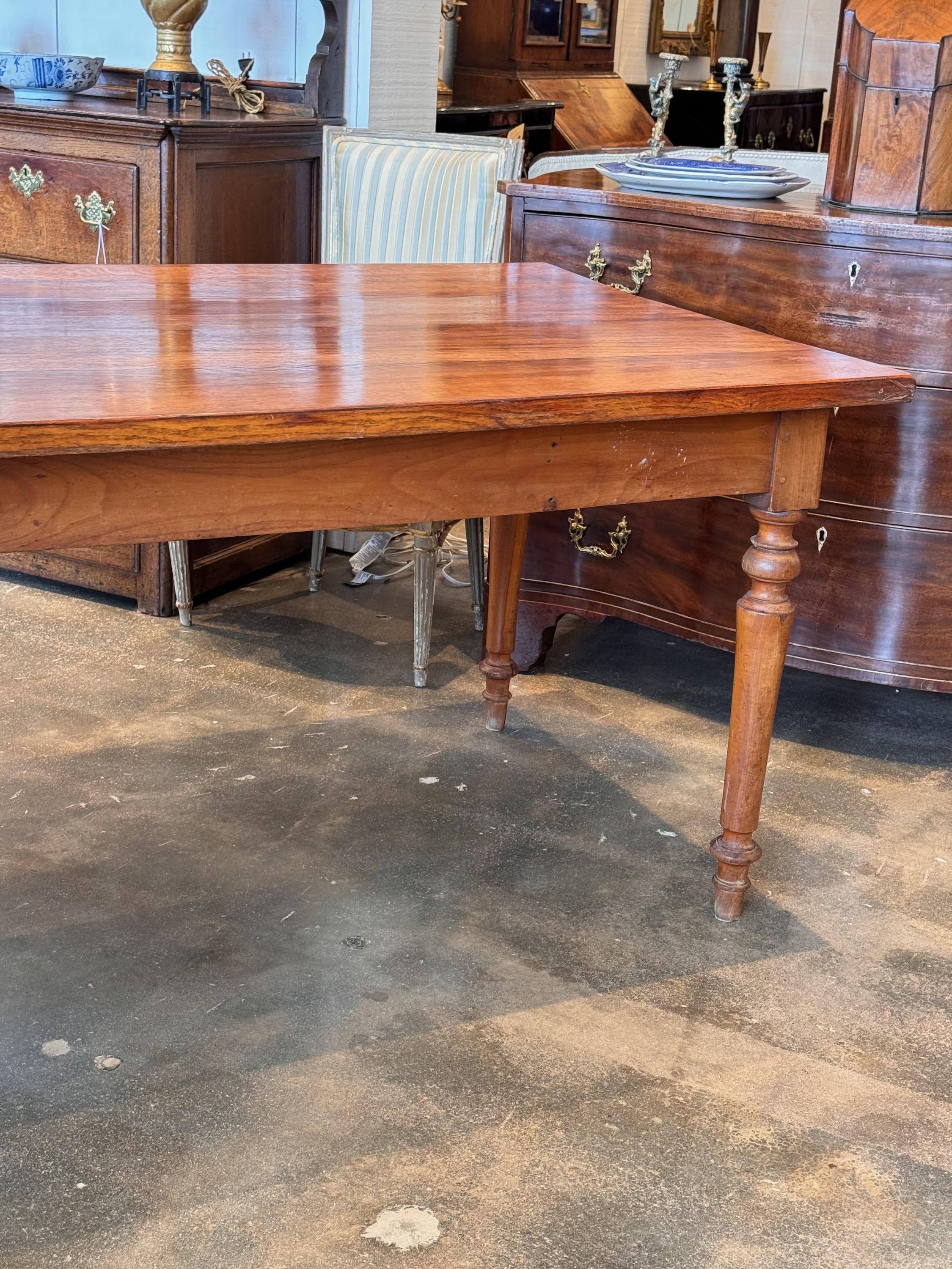 Late 19th Century French Farm Table In Good Condition For Sale In Charlottesville, VA