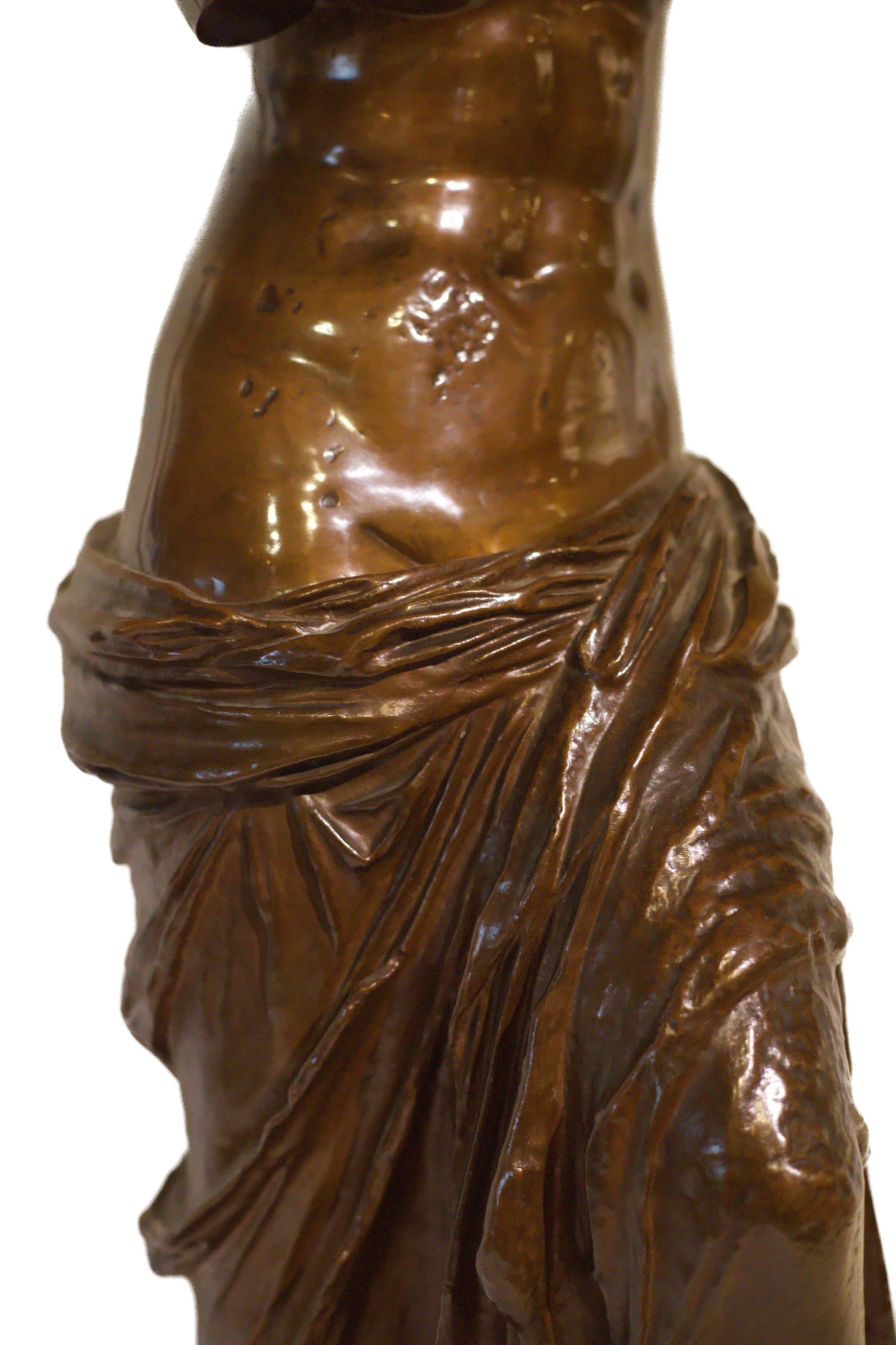 XIX secolo Scultura di bronzo della Venere di Milo di fine Ottocento francese Ferdinand Barbedienne in vendita