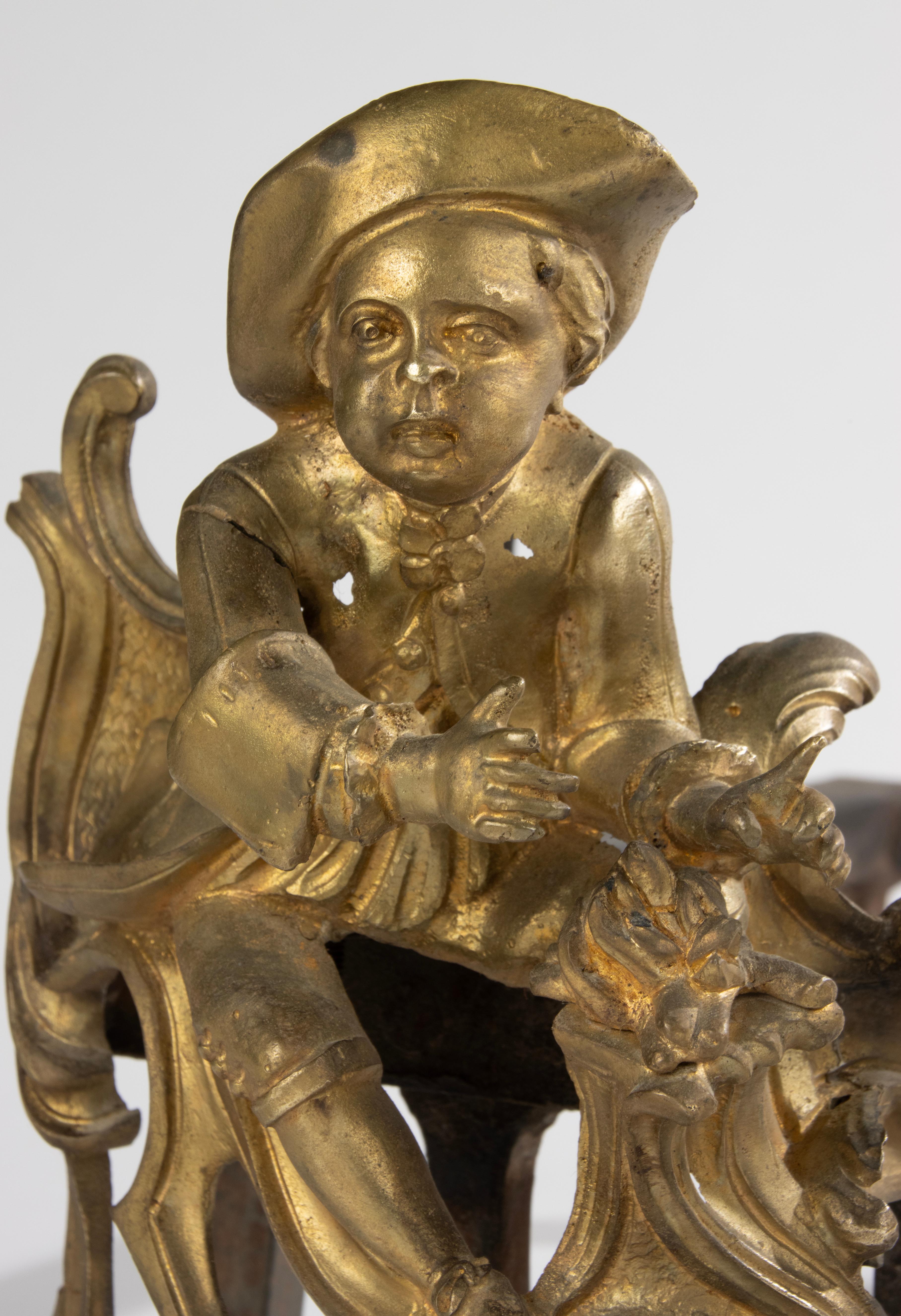 Französische Kamin-Feuerböcke des späten 19. Jahrhunderts – Figuren aus vergoldeter Bronze im Angebot 2