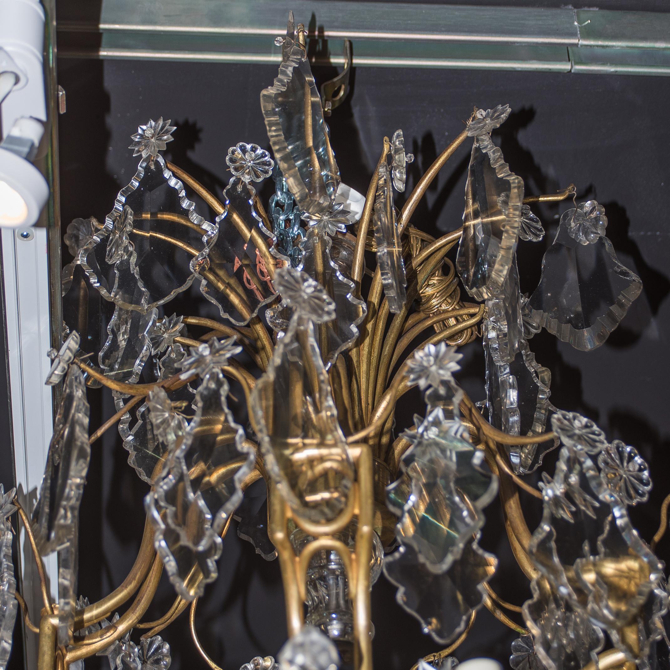 Late 19th Century French Gilt Bronze and Crystal Twelve-Light Chandelier For Sale 2