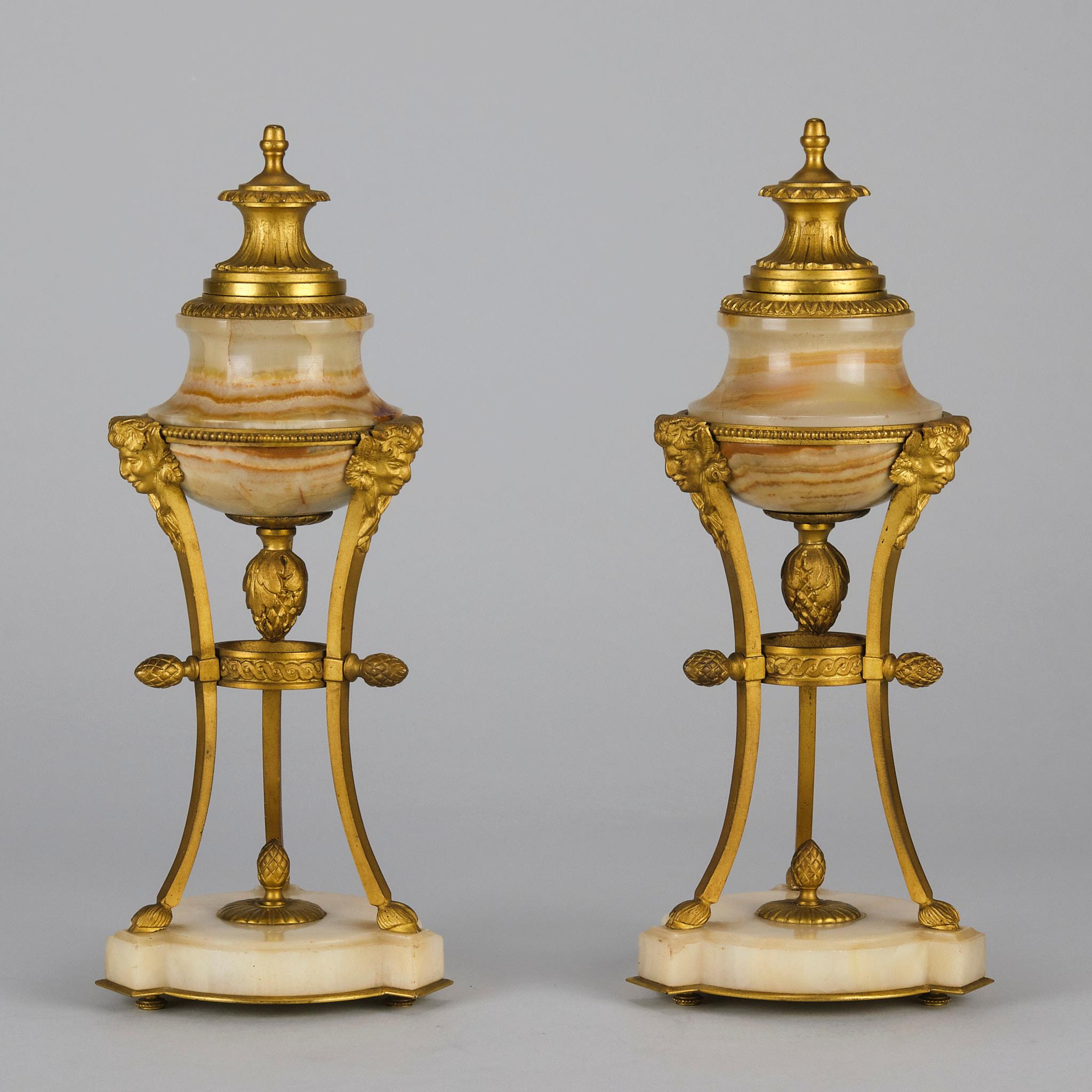 Stile provenzale Cassolette in bronzo dorato e onice francese della fine del XIX secolo in vendita